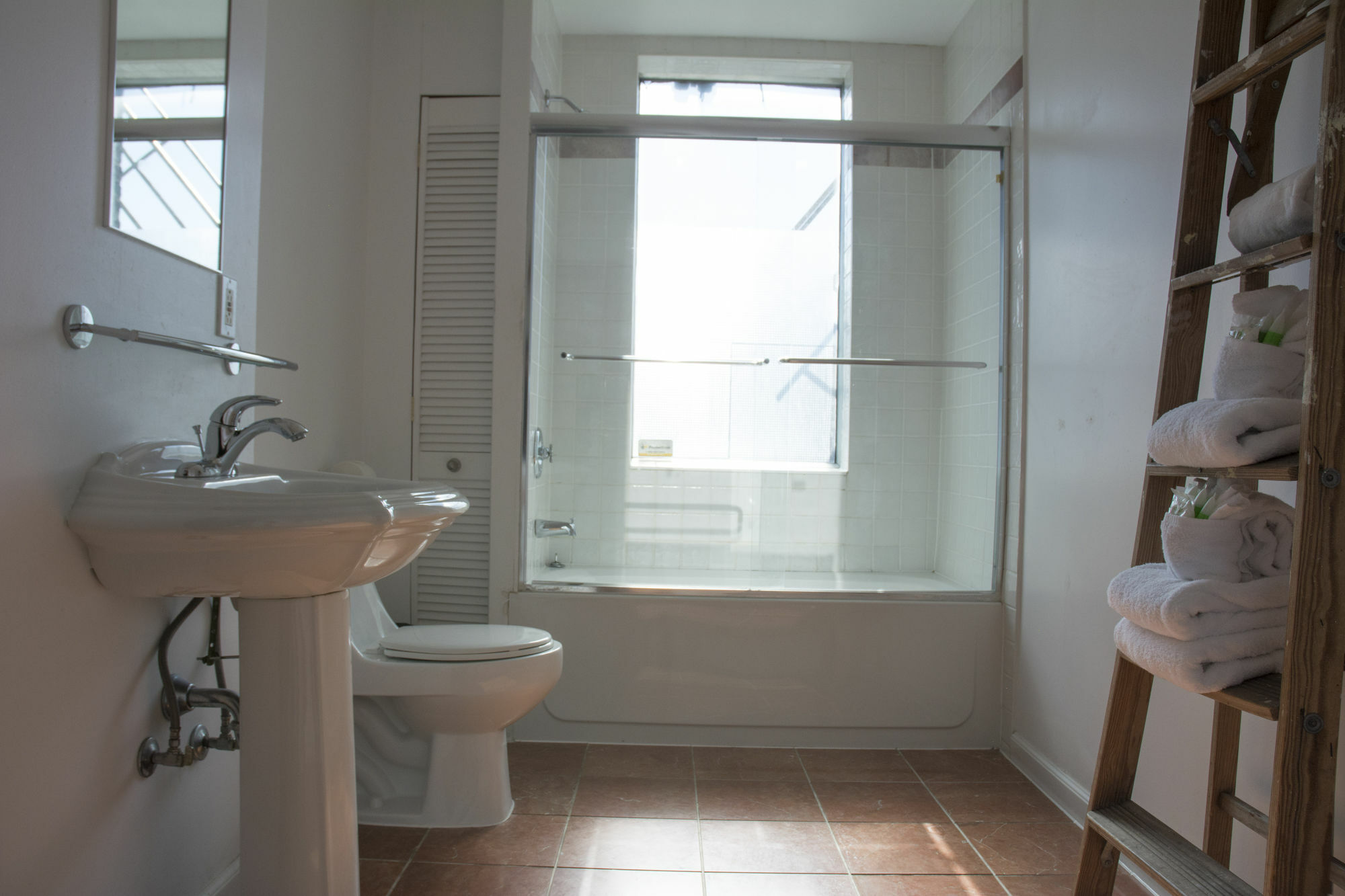 Loft Style 1br In Plateau By Sonder Montreal