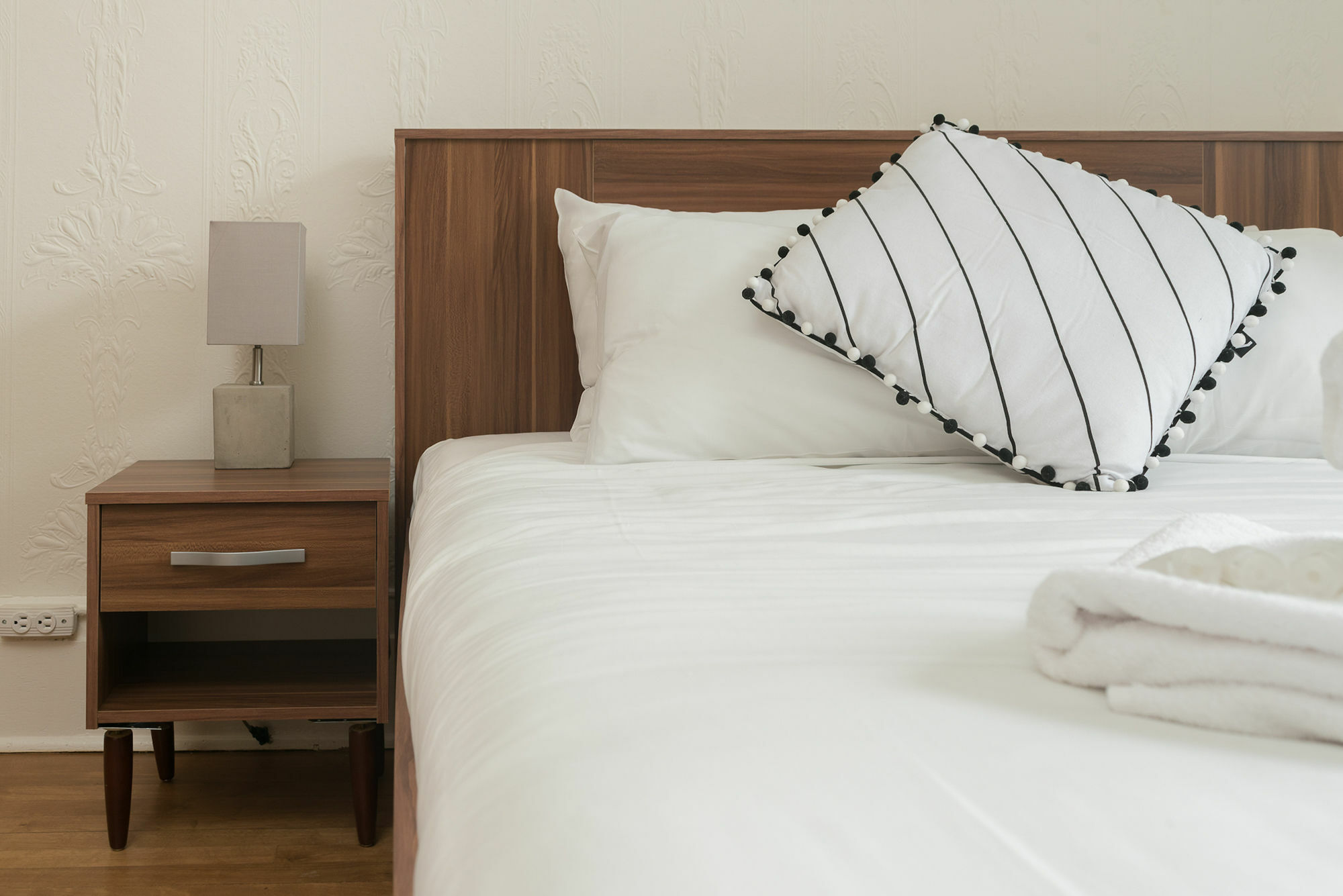 Architectural 4br In Plateau By Sonder Apartment Montreal