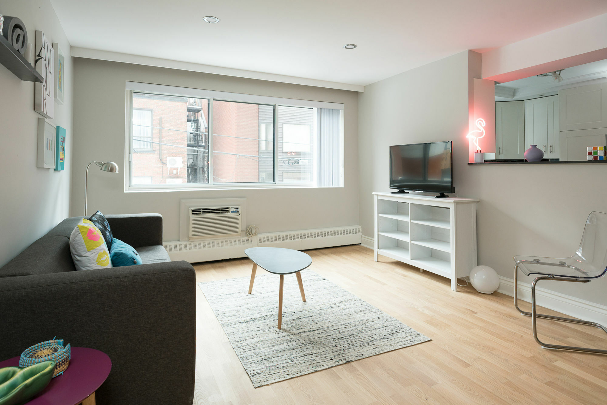 Unique 2br In Downtown Mtl By Sonder