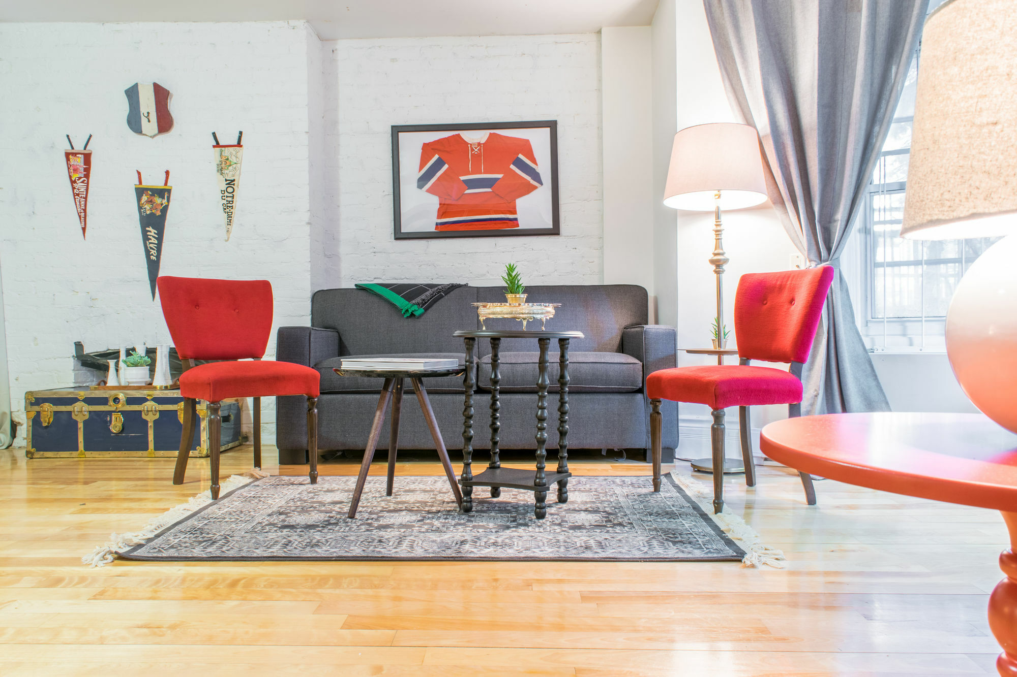 Apartment Artsy In Milton Park By Sonder Montreal