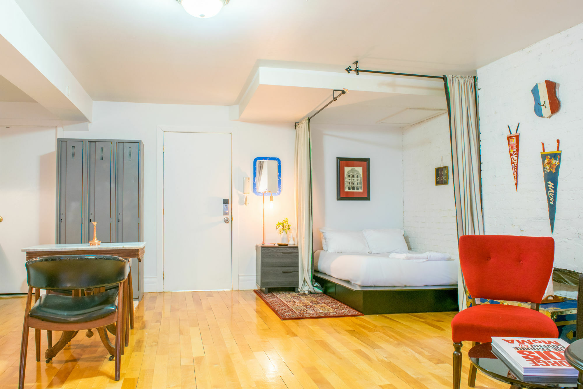 Apartment Artsy In Milton Park By Sonder *
