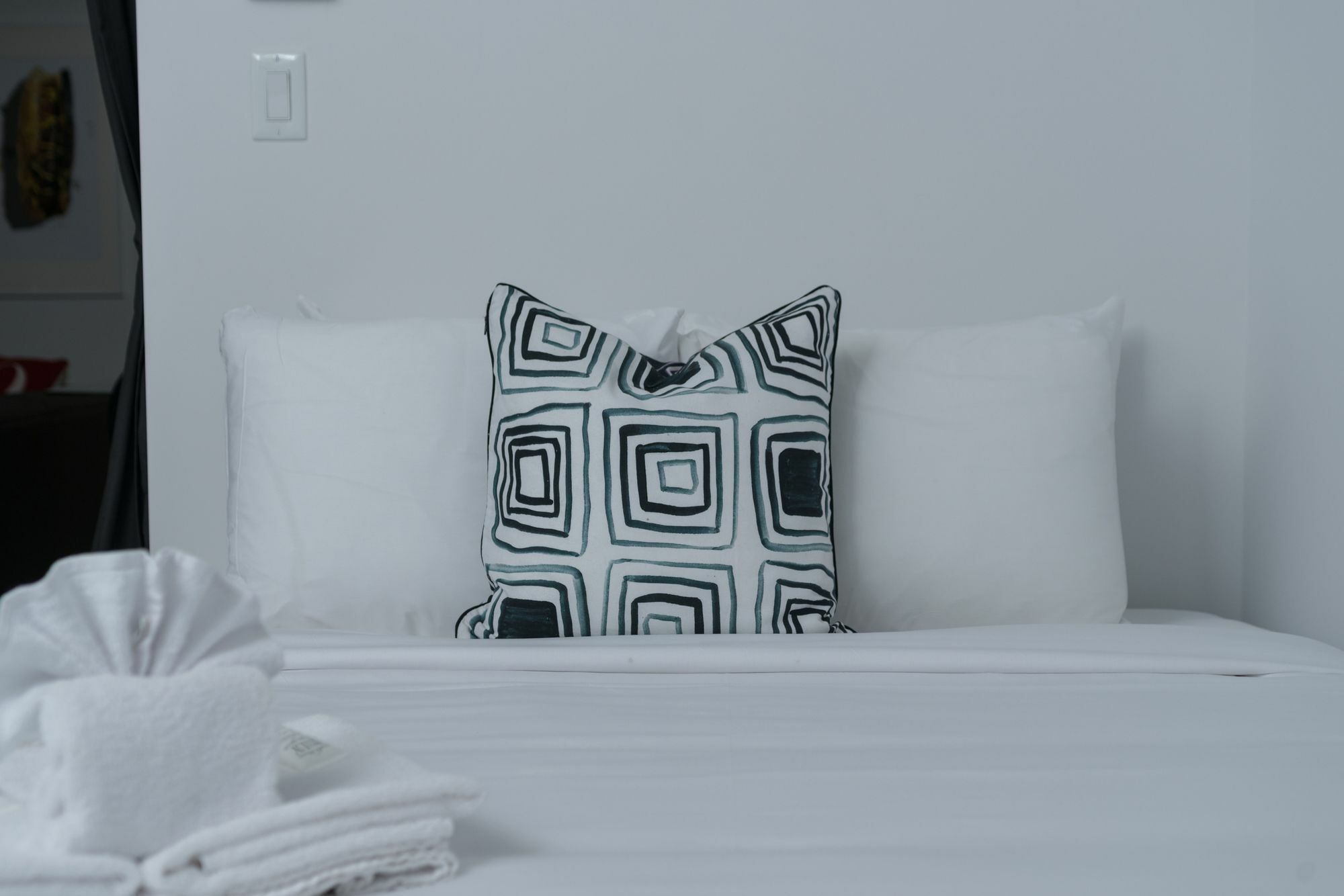 Apartment Posh In Old By Sonder