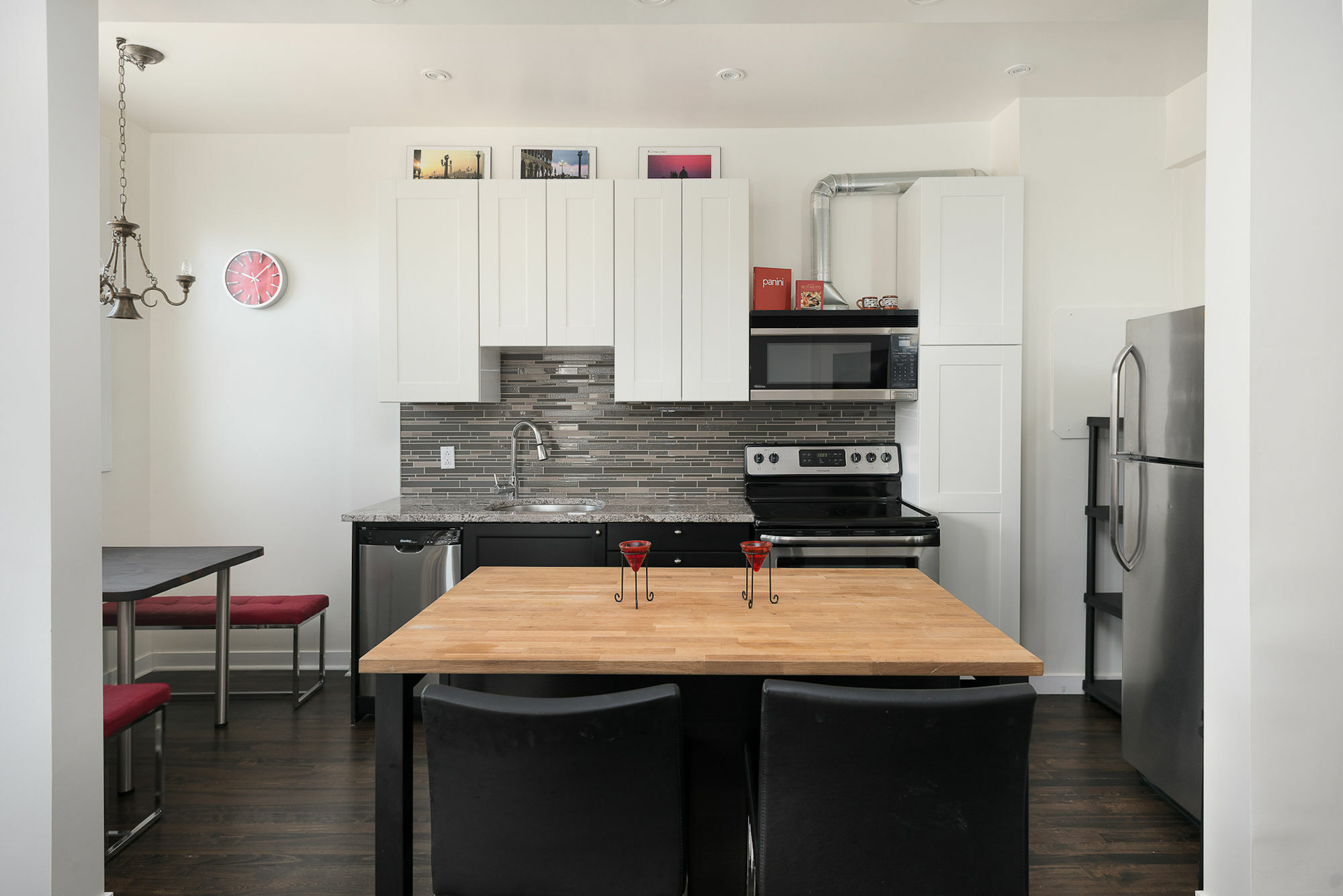 Architectural 2br In Mile End By Sonder Apartment Montreal