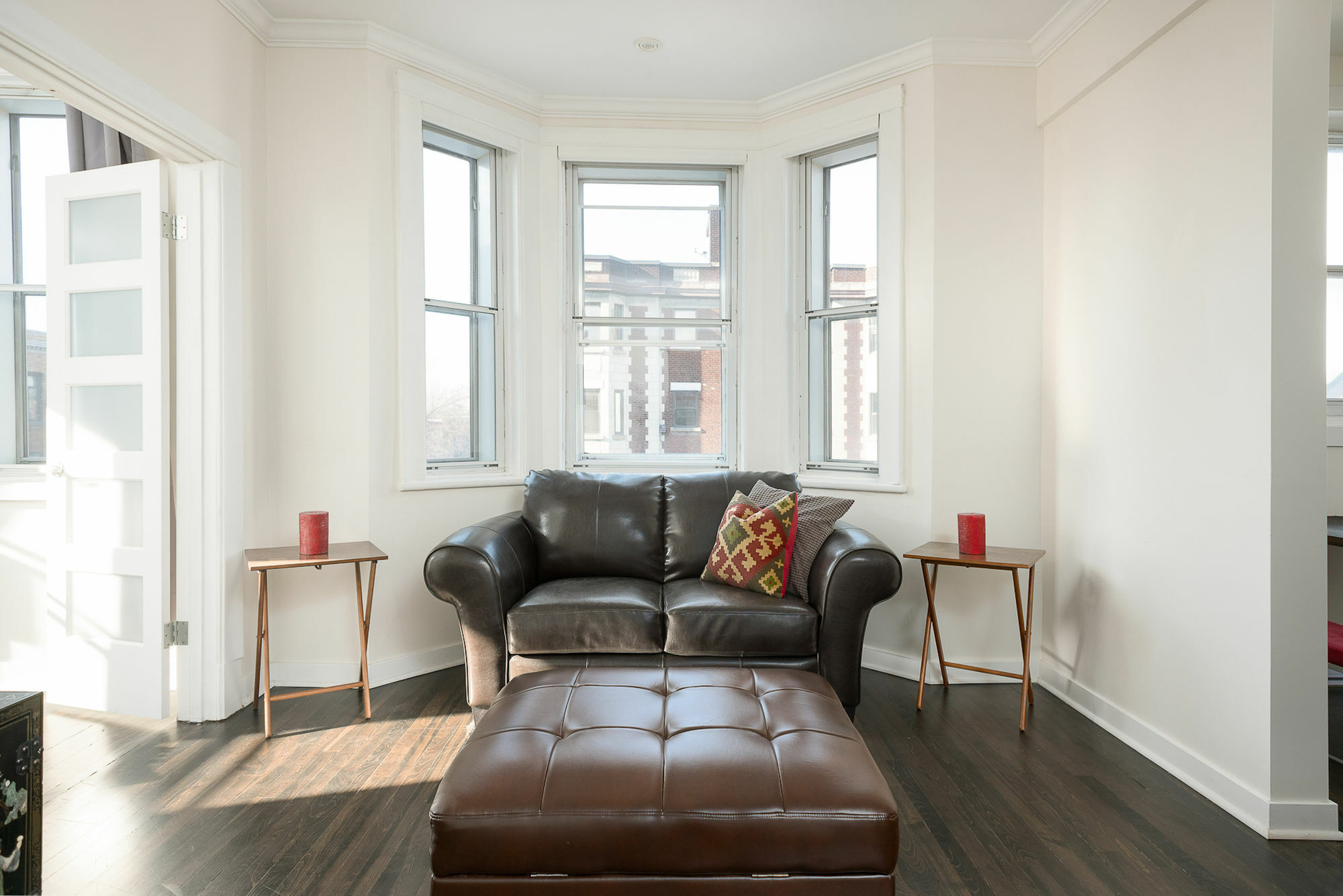 Architectural 2br In Mile End By Sonder Montreal