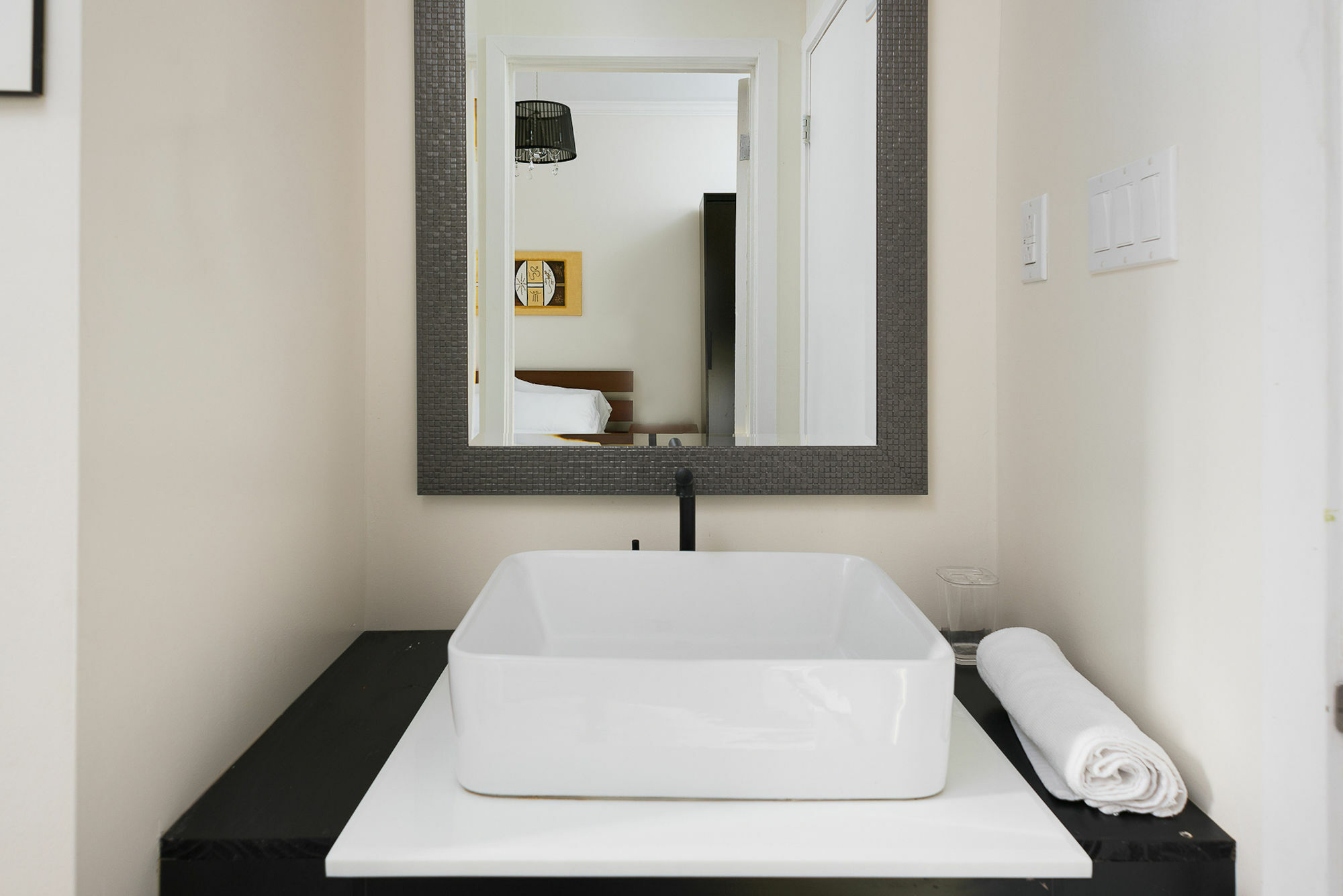 Architectural 2br In Mile End By Sonder *