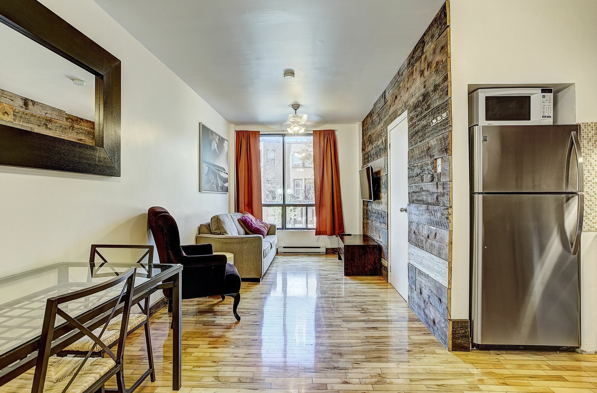 Destination Griffintown Hotel