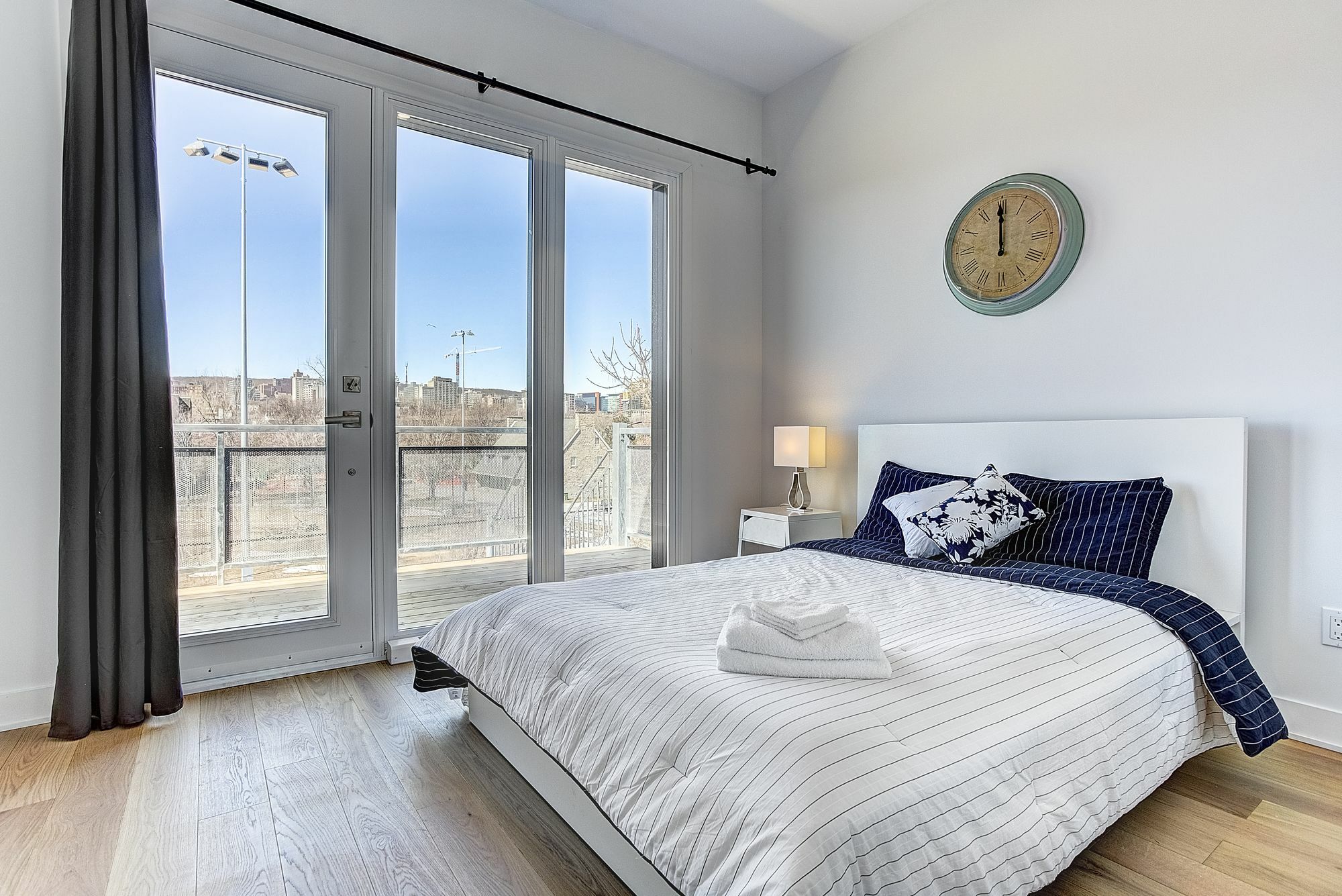 Destination Little Burgundy Dt Mtl Apartment