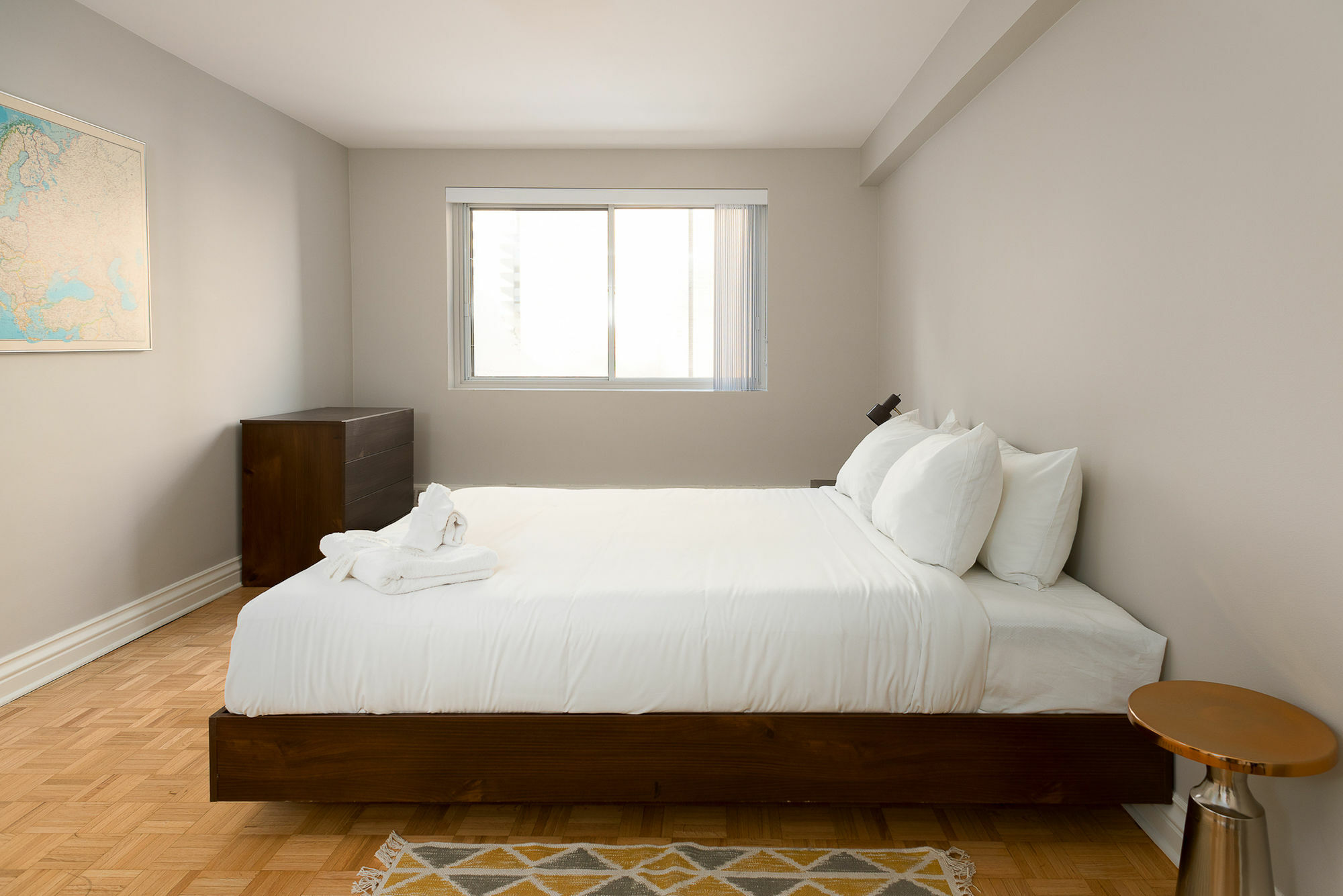 Apartment Modern 2br In Downtown Mtl By Sonder *