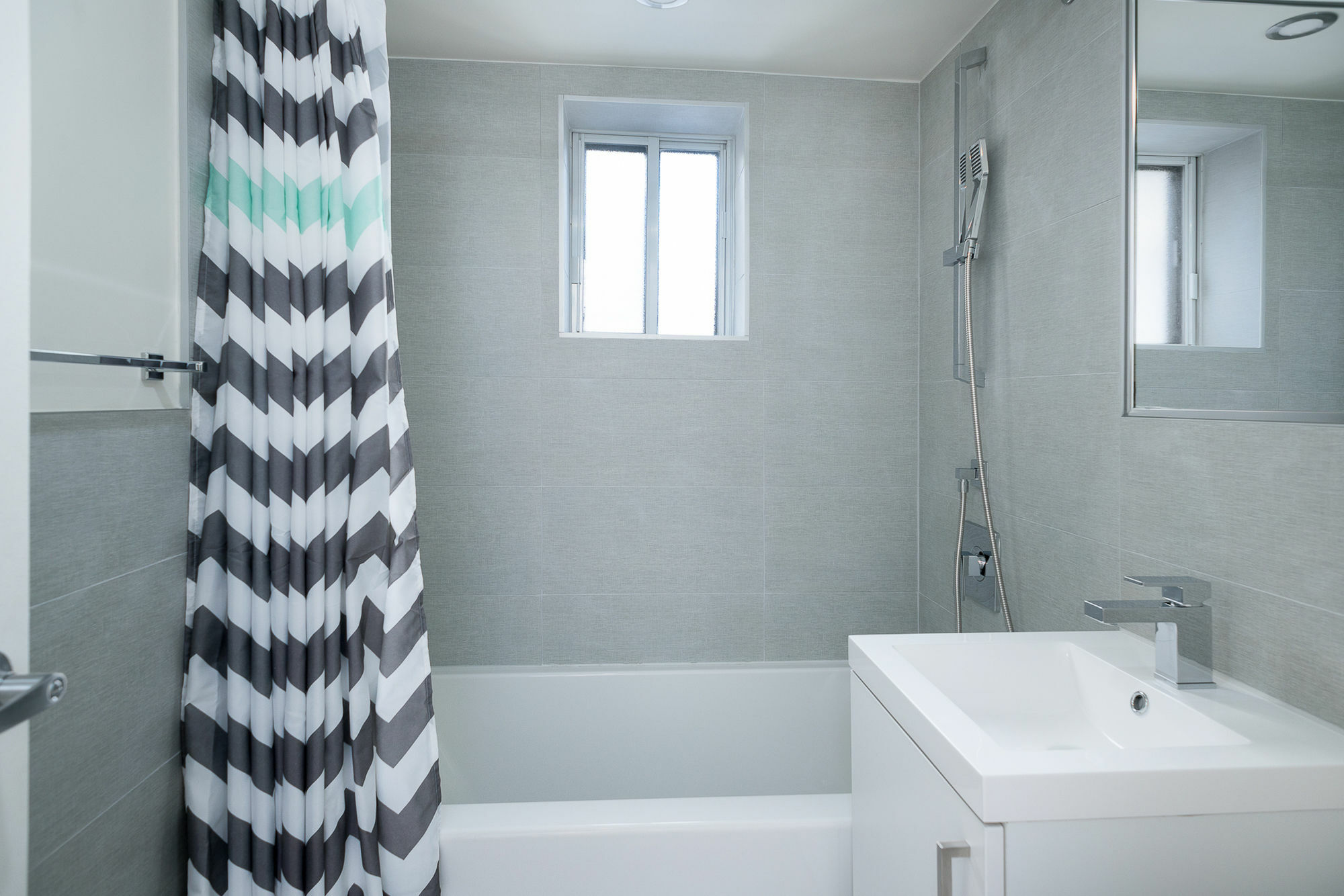 Modern 2br In Downtown Mtl By Sonder Montreal