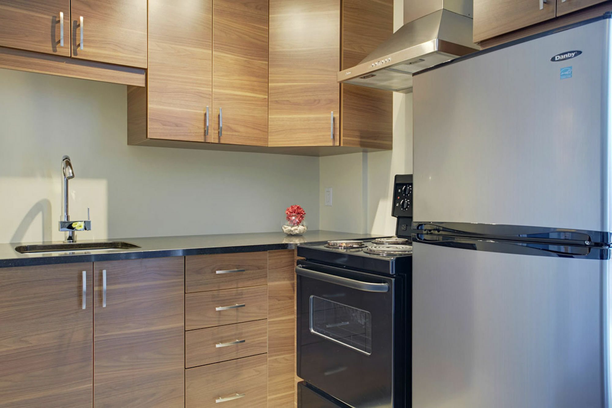 Bold 1br In The Village By Sonder Apartment Montreal