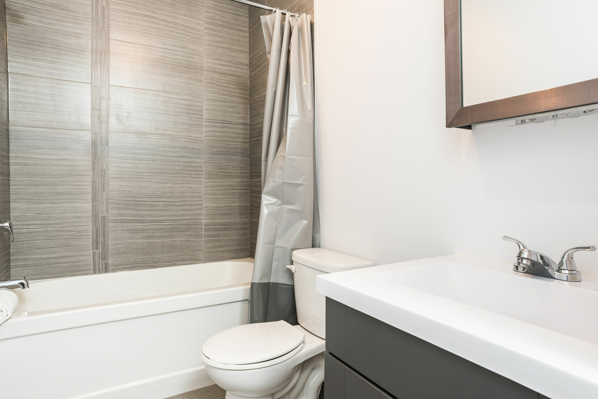 Apartment Artsy 4br In Plateau By Sonder *