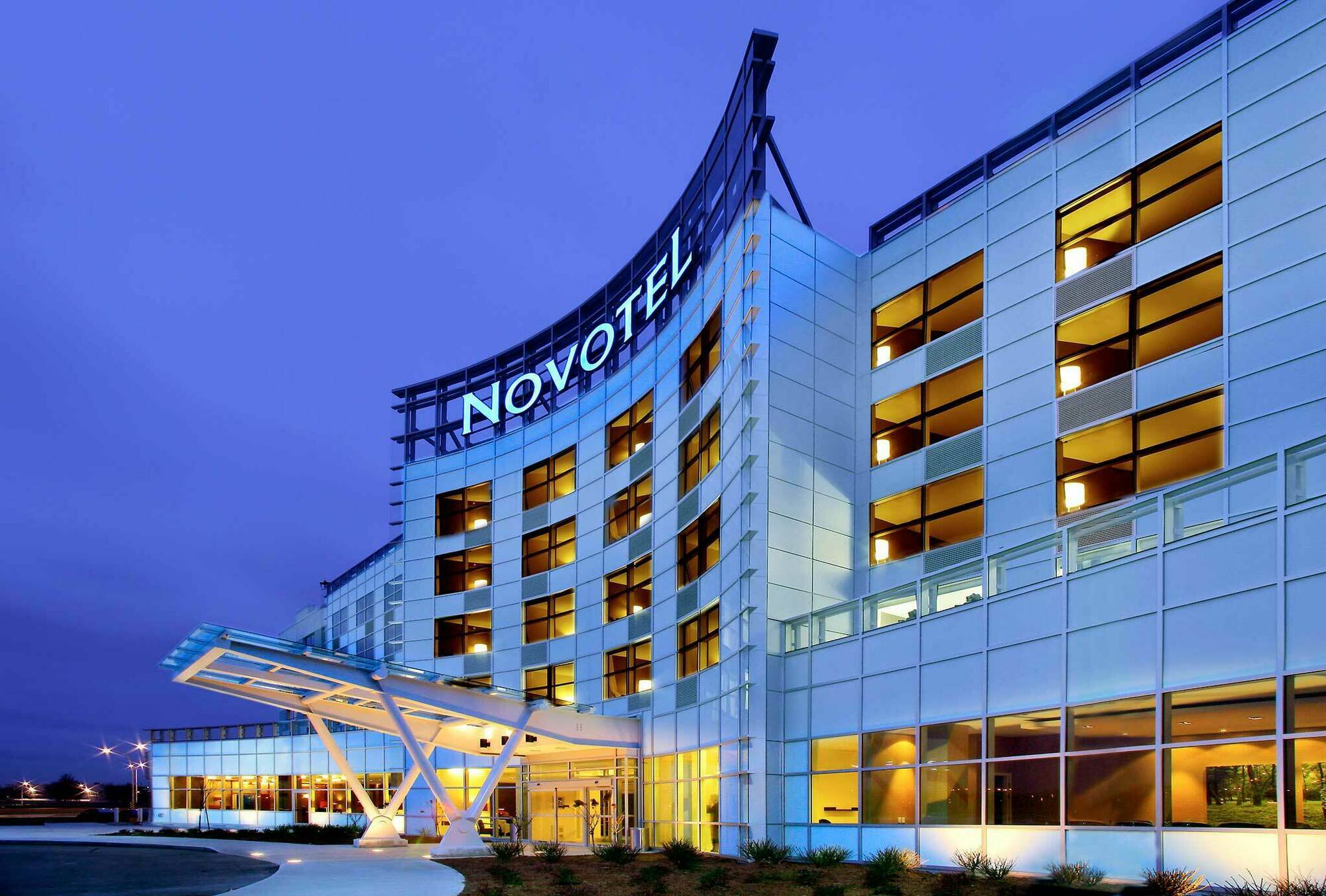 Novotel Center Hotel