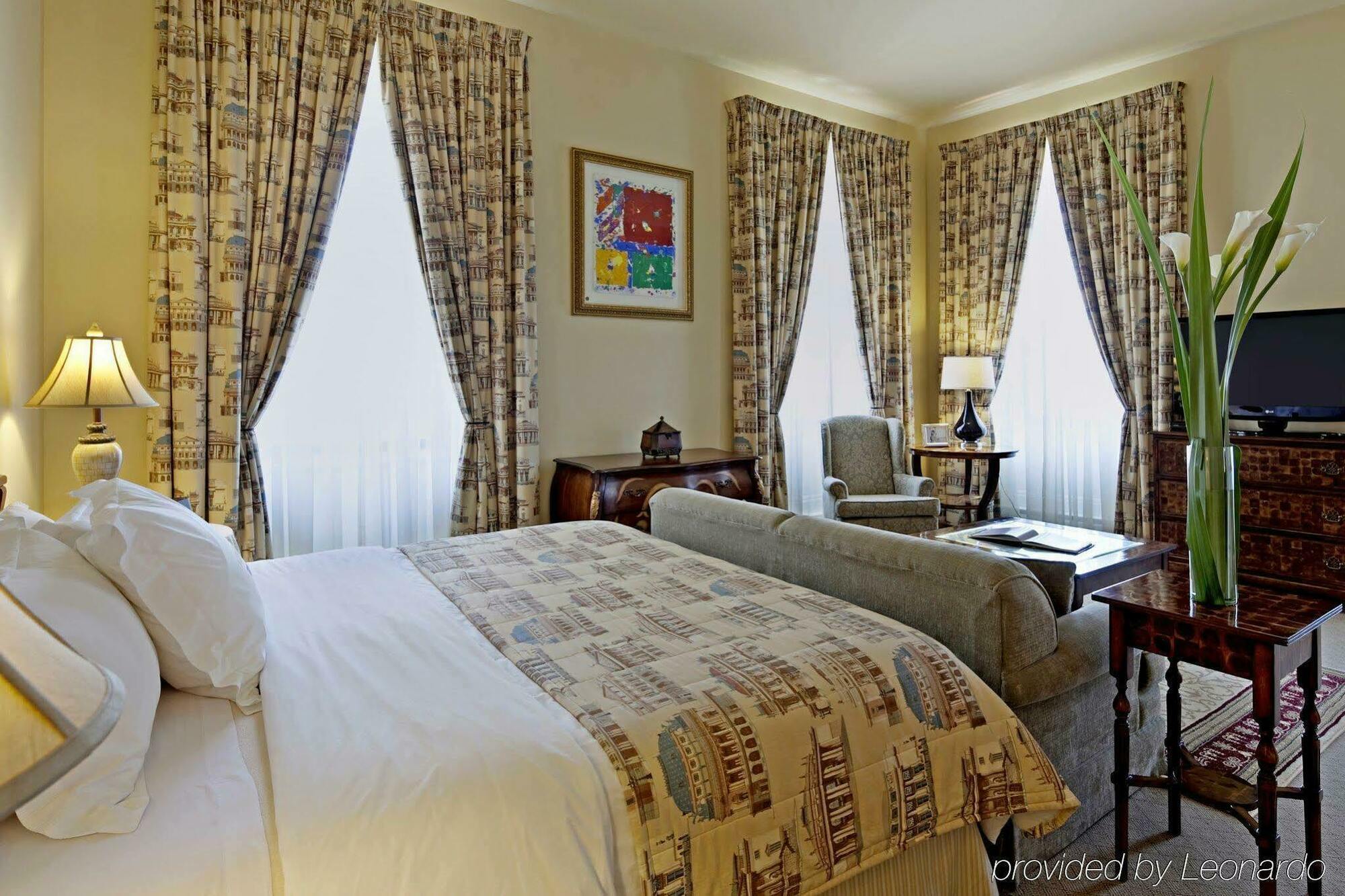 Lhotel