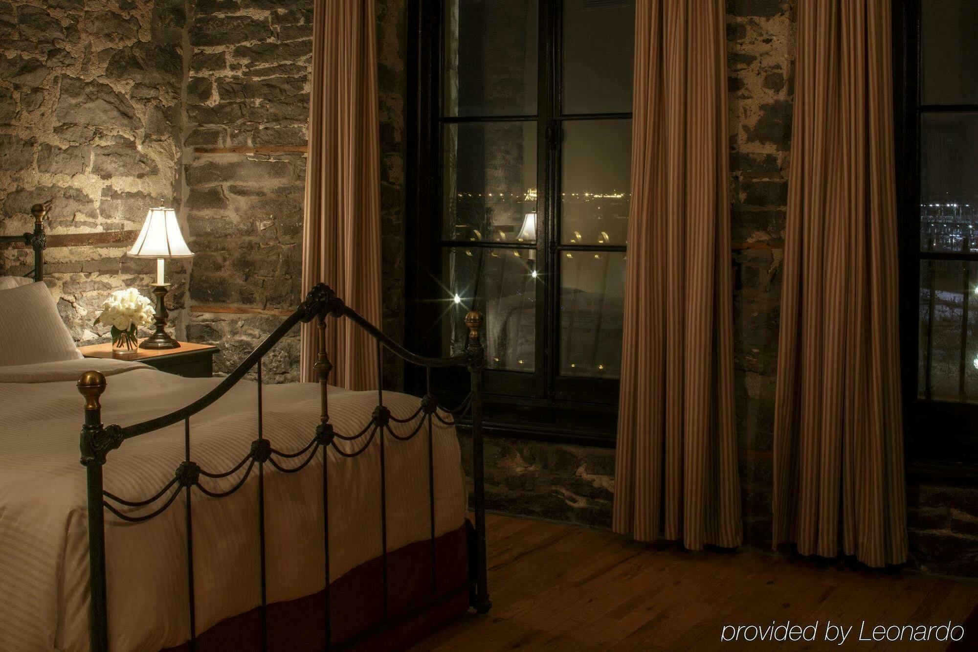 Du Vieux Port By Gray Collection 4*