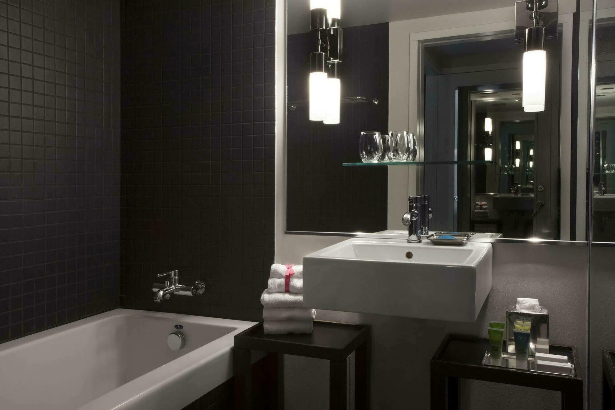 Hotel10 Montreal