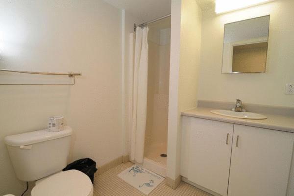 Aparthotel Residences Uqam Ouest 3*