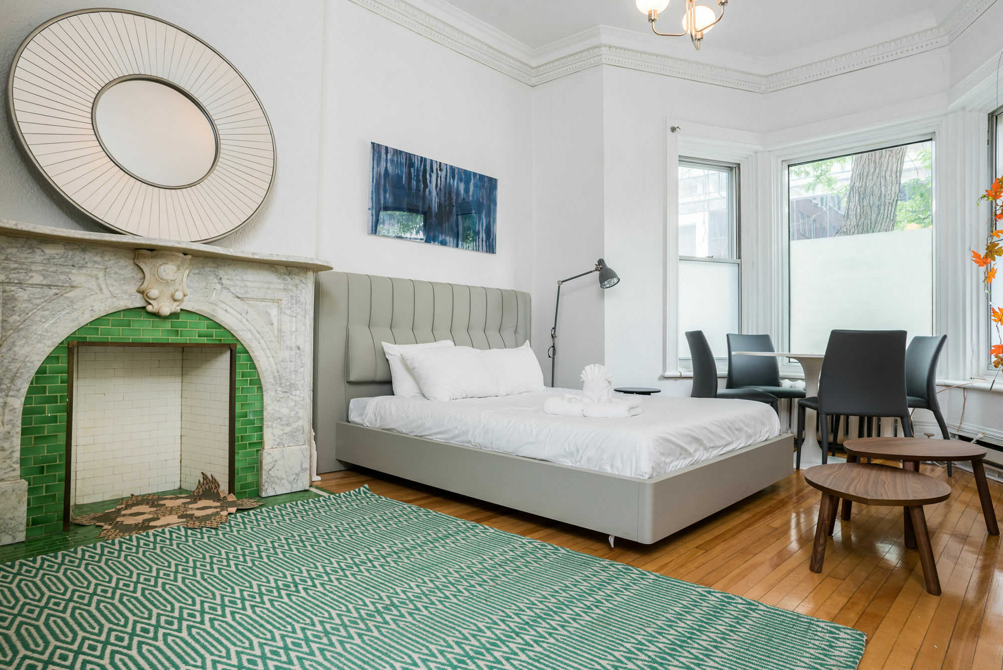 Chic In Milton Park By Sonder