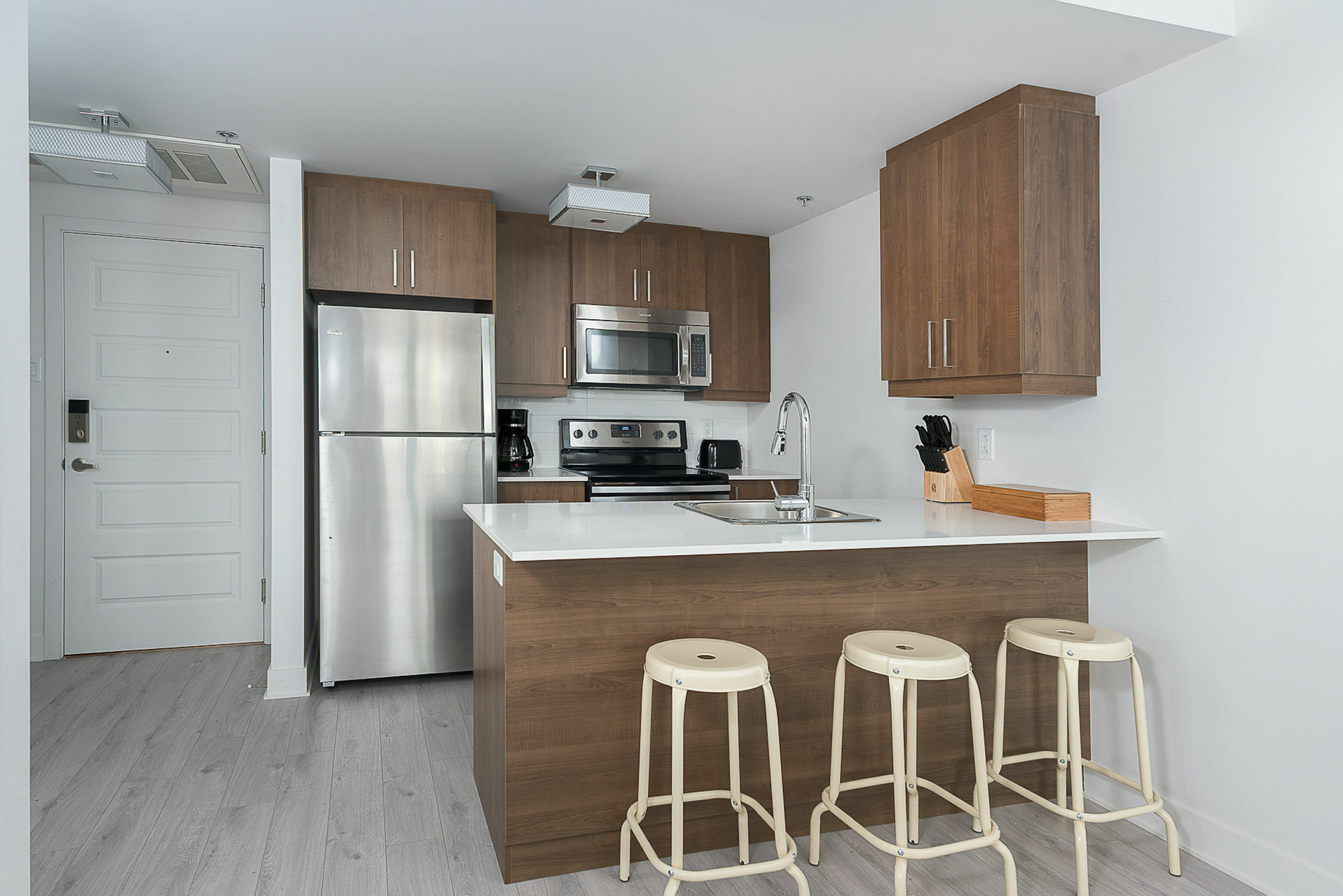 Distinctive 1br In Downtown Mtl By Sonder Montreal