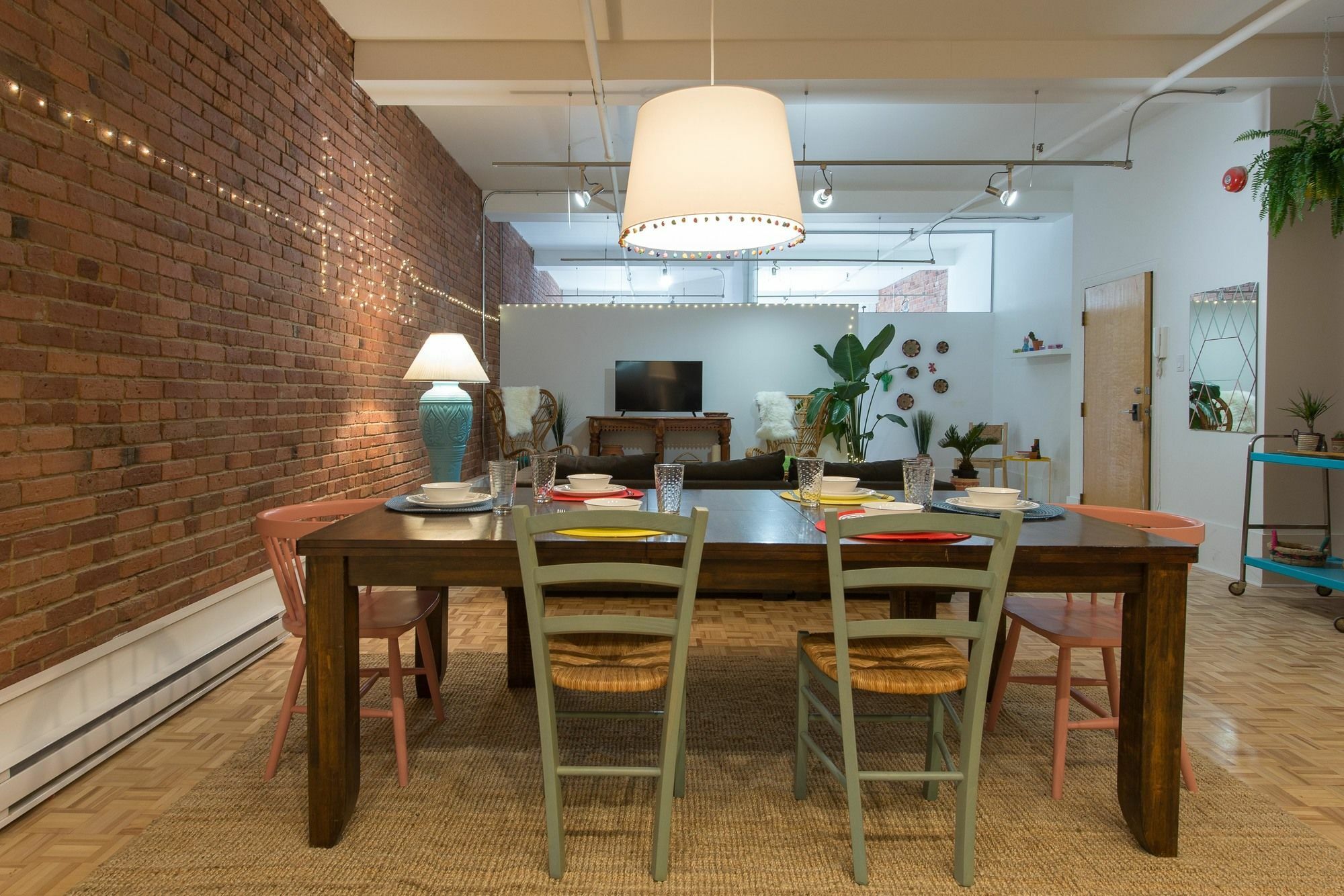 Apartment Sunny 4br In Plateau By Sonder *