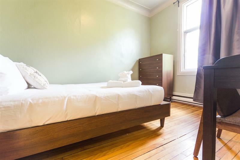 Spacious 4br In Plateau By Sonder Montreal