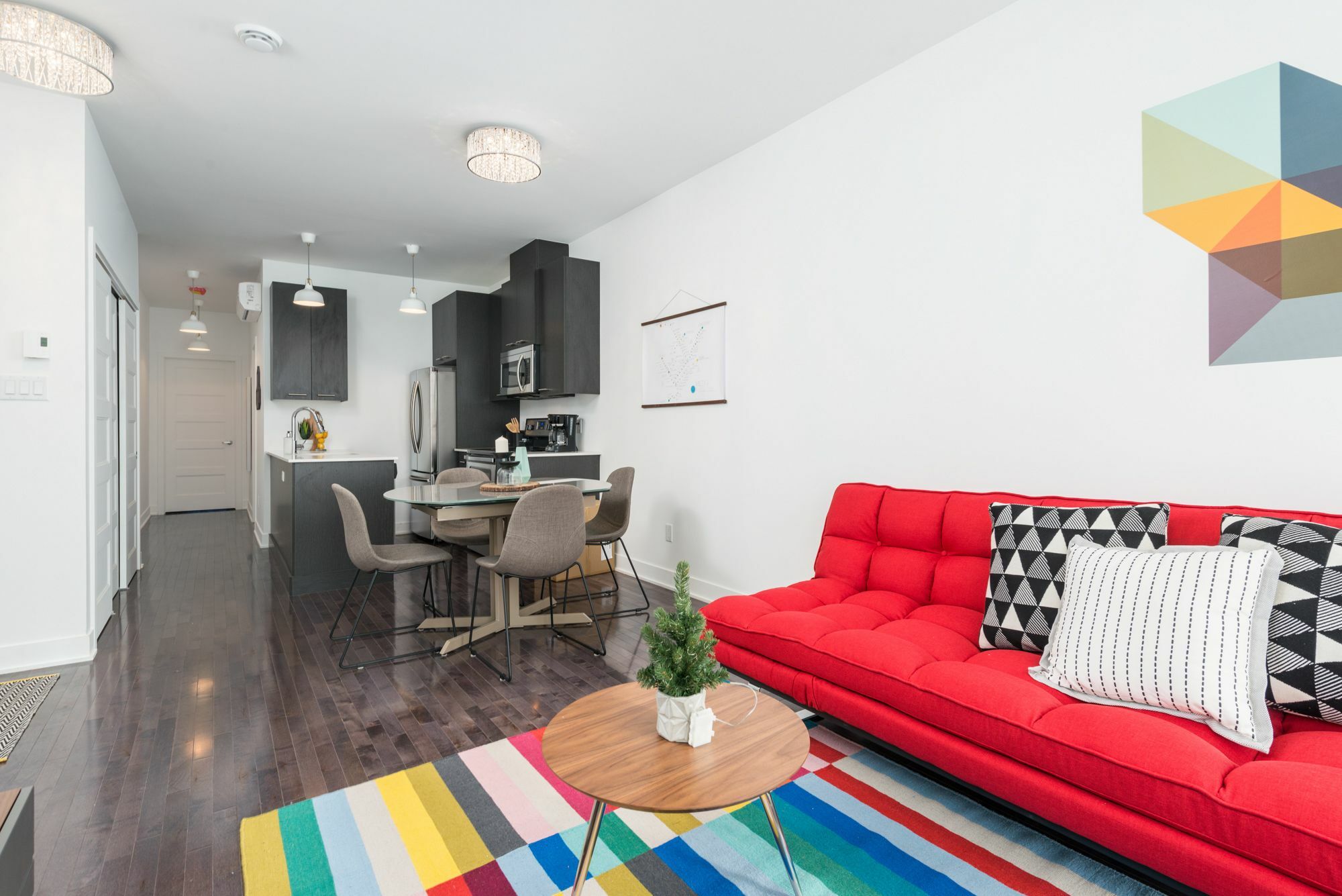 Stunning 2br On Plateau Mont-royal Apartment Montreal