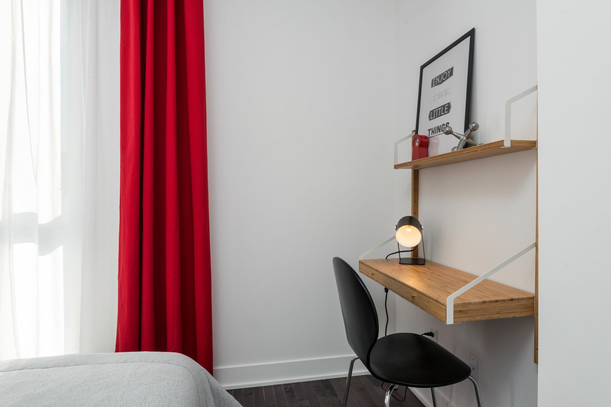 Stunning 2br On Plateau Mont-royal Montreal