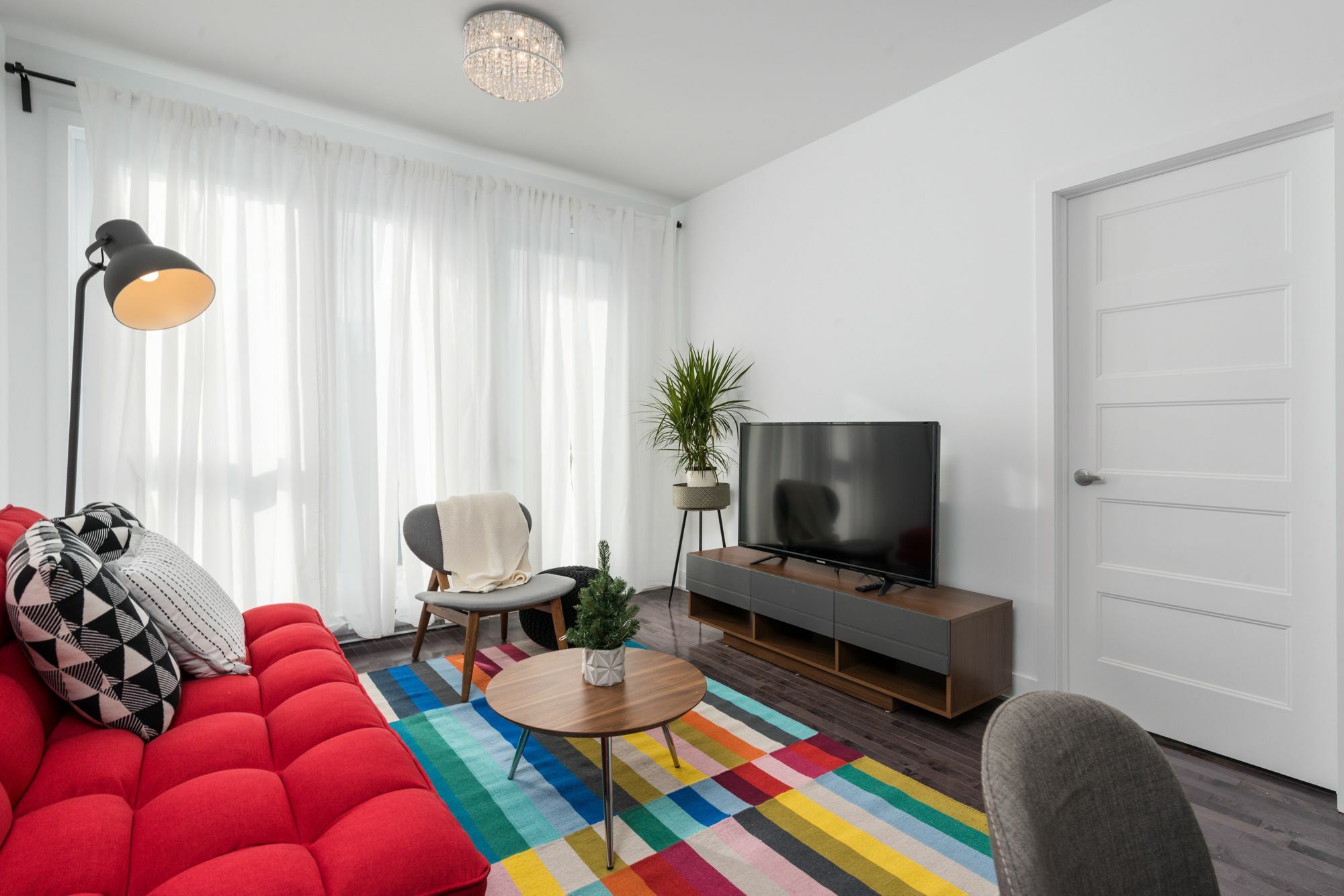 Stunning 2br On Plateau Mont-royal Apartment