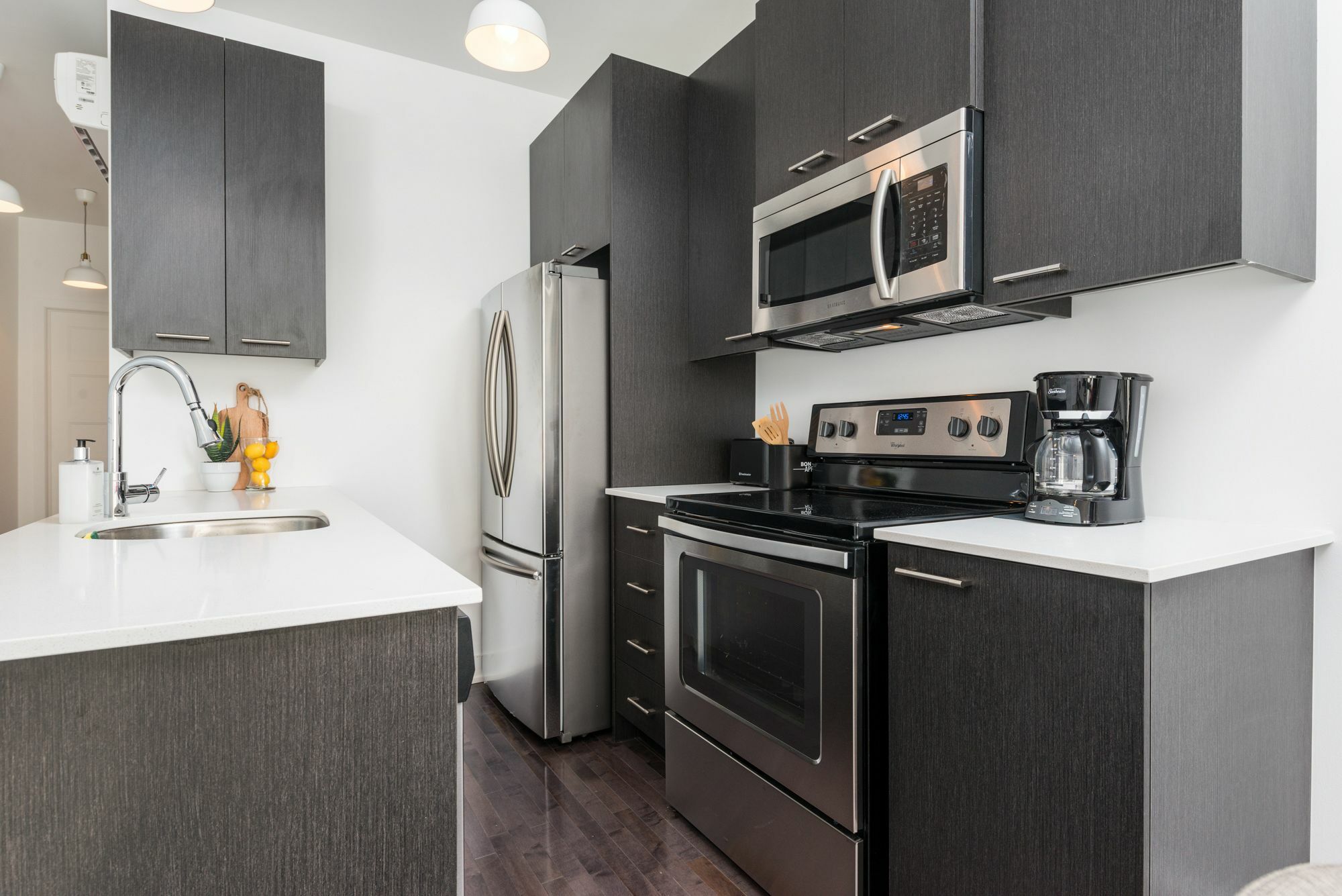 Apartment Stunning 2br On Plateau Mont-royal