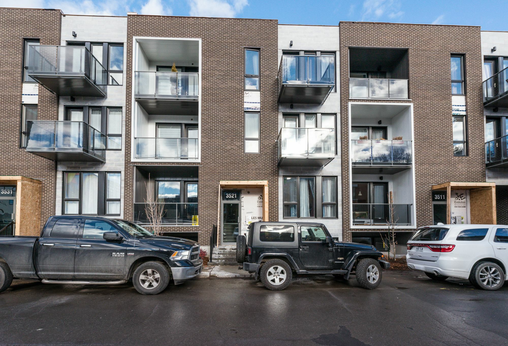Stunning 2br On Plateau Mont-royal Apartment
