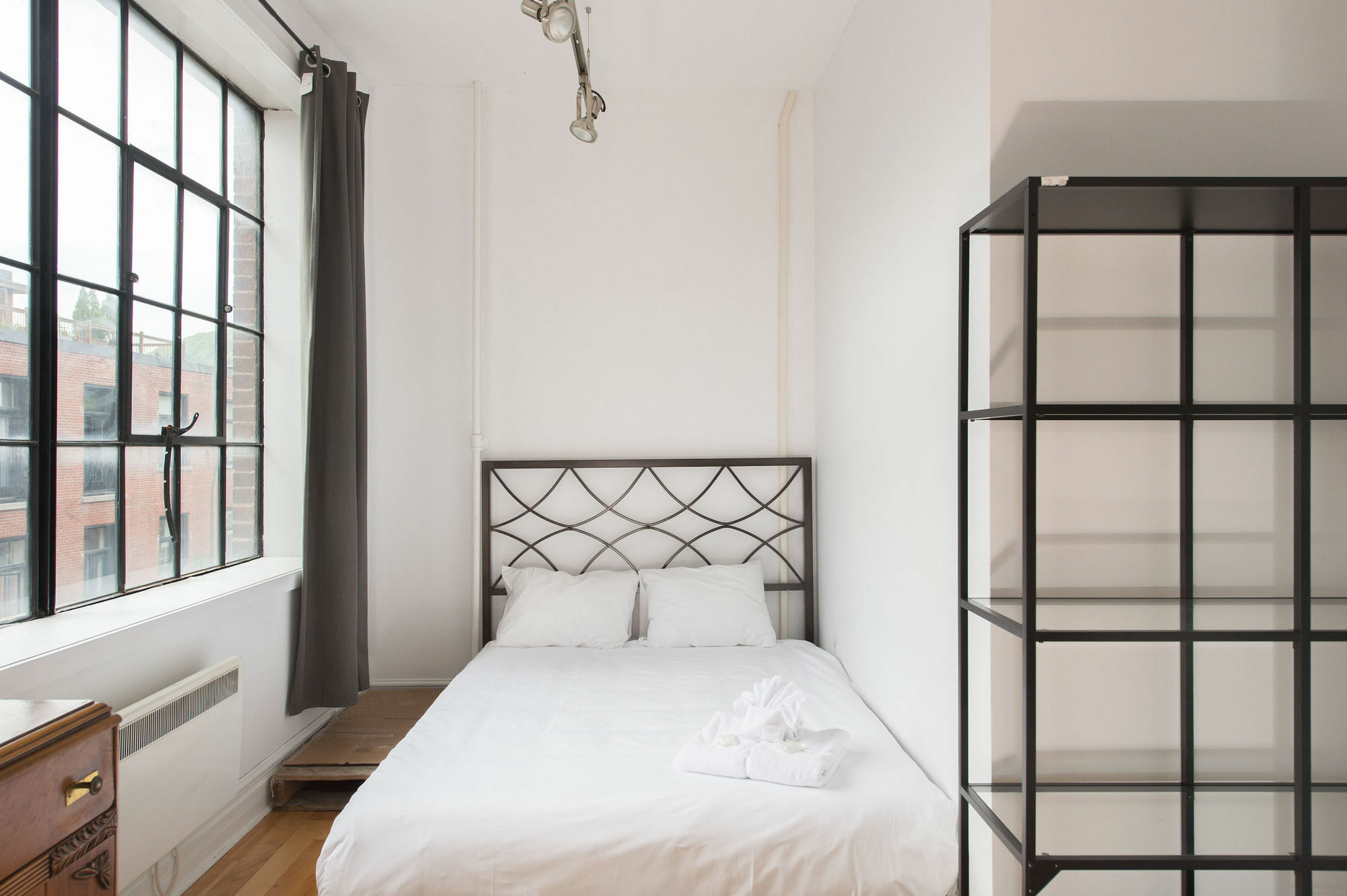 Apartment Loft Style 4br In Plateau By Sonder