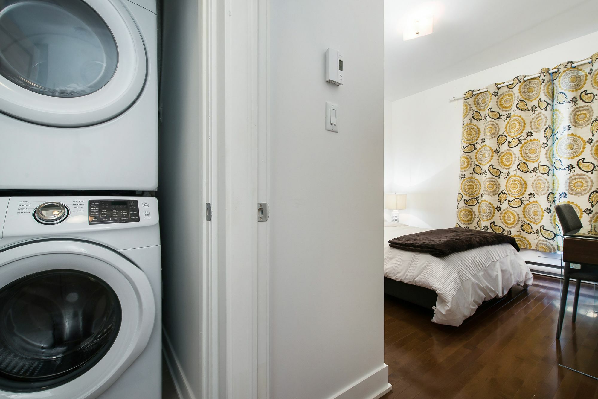 Sunny 2br On Plateau Mont-royal By Homefeel Montreal