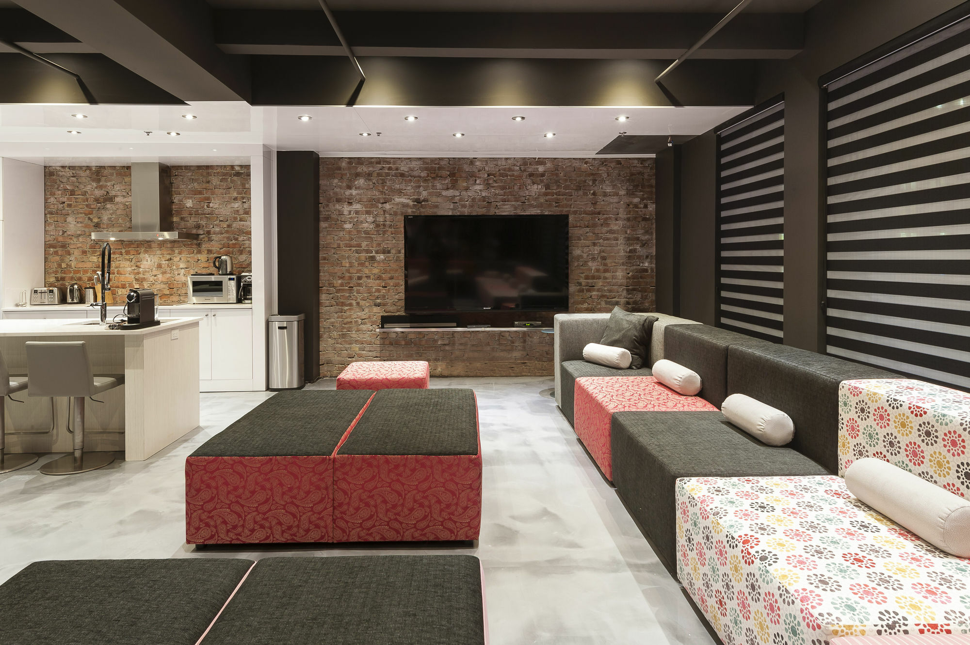Holland Lofts Apartment *
