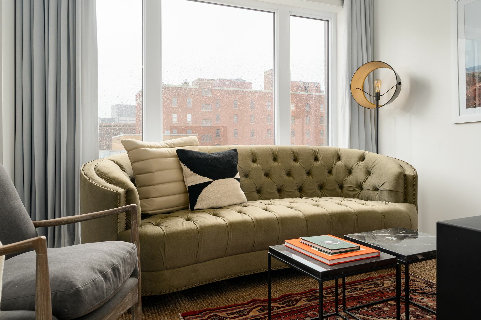 Apartment 1br In Quartier Des Spectacles By Sonder Montreal