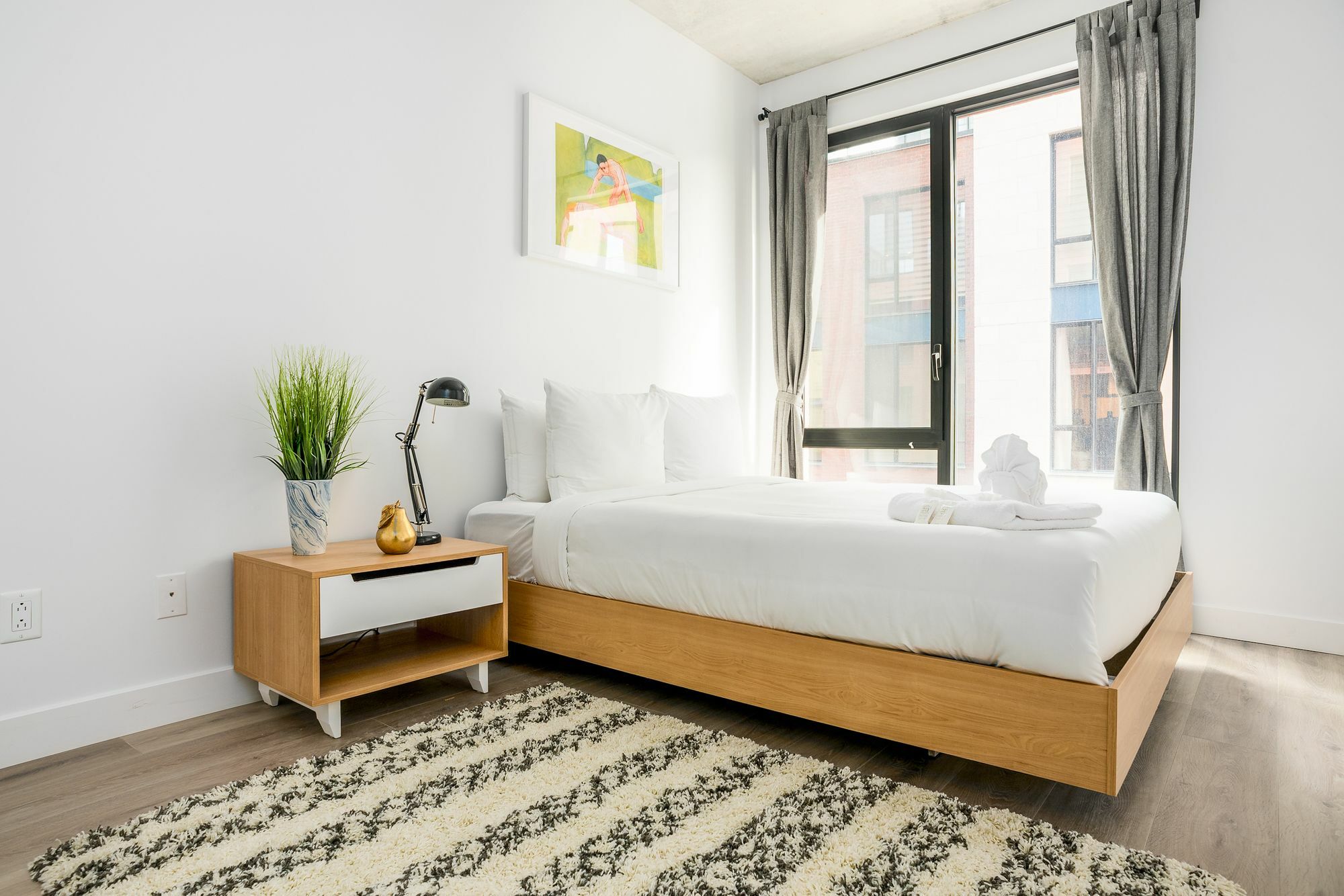 Chic 1br In Old By Sonder Apartment Montreal