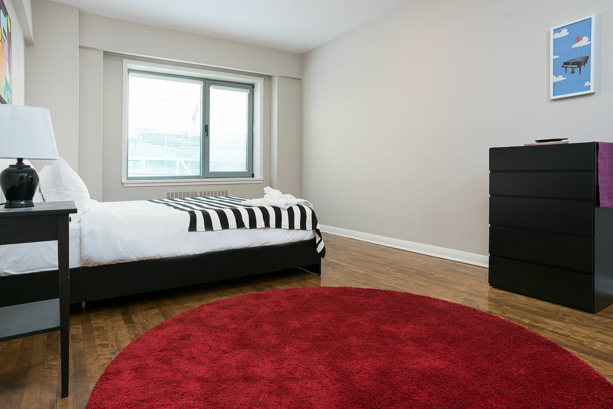 Chic 1br In Downtown Mtl By Sonder