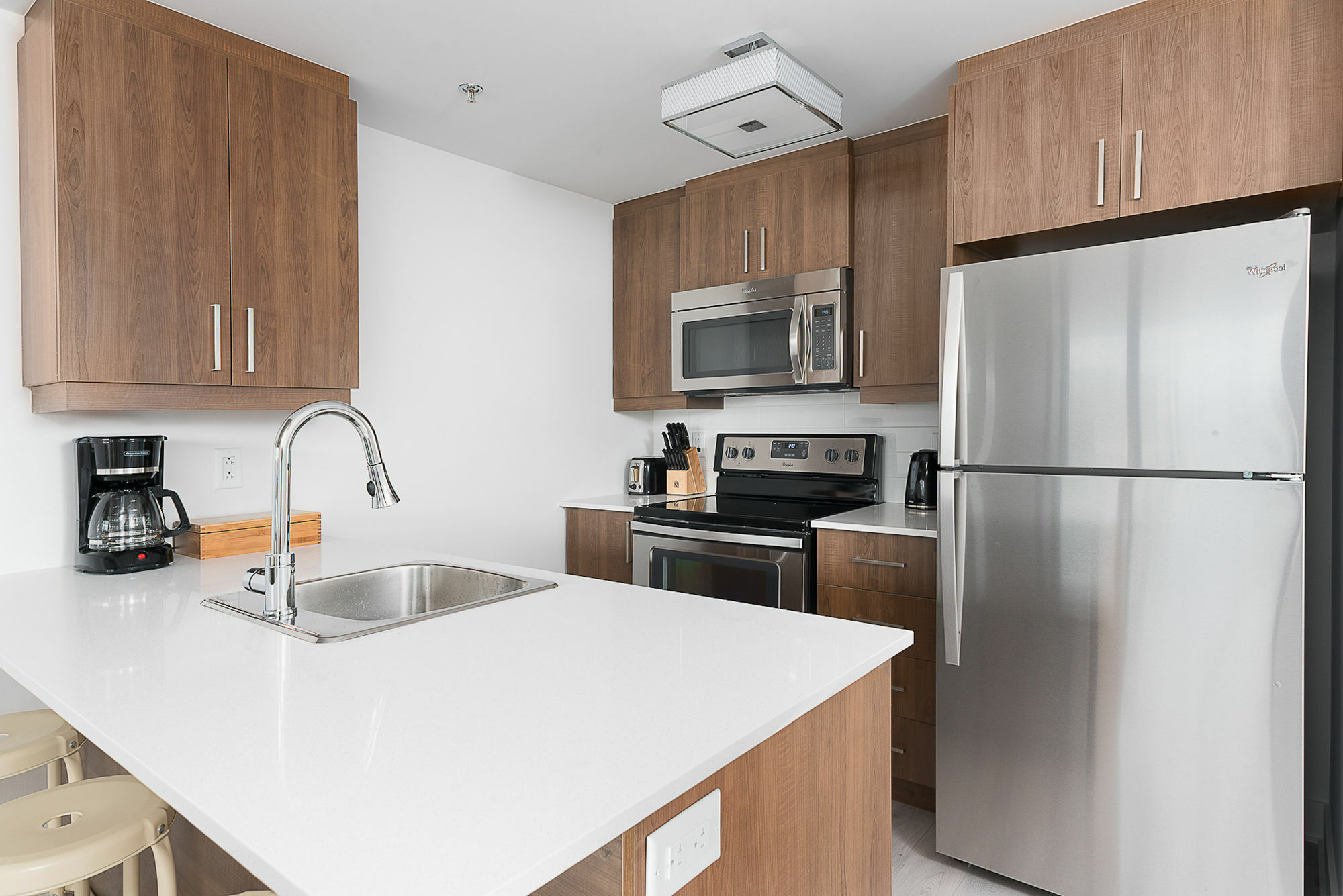Apartment Grand 1br In Downtown Mtl By Sonder