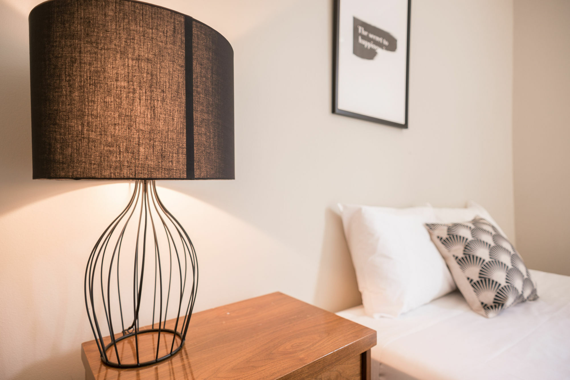 Colorful 4br In The Village By Sonder