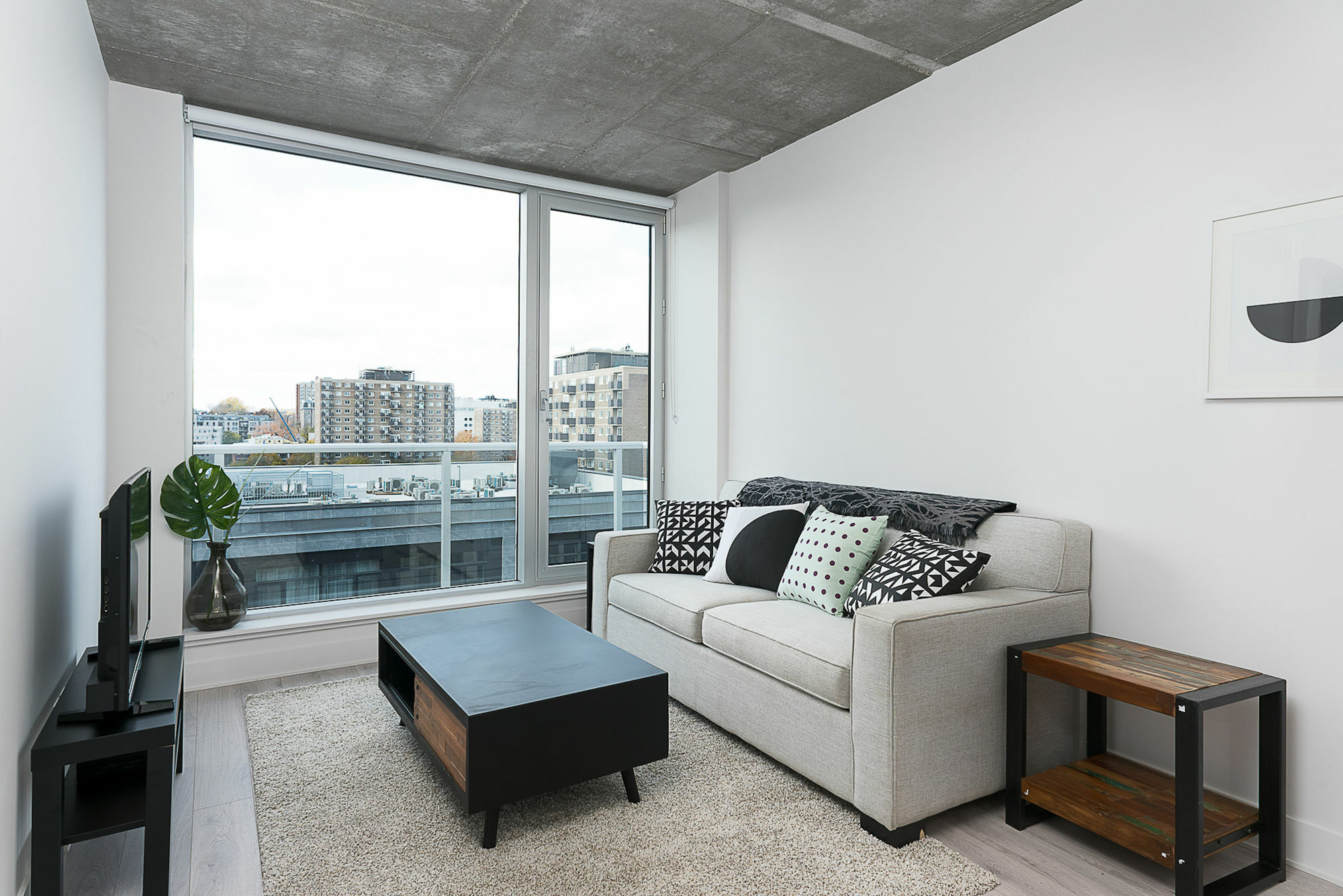 Apartment Grand 1br In Downtown Mtl By Sonder *