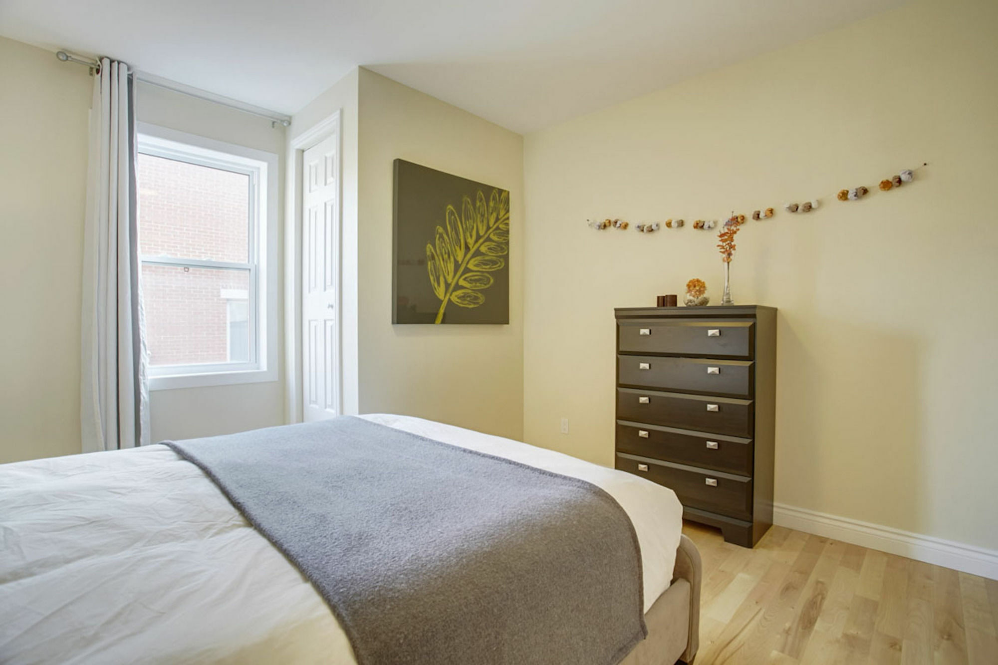 Apartment 1br In The Village By Sonder Montreal