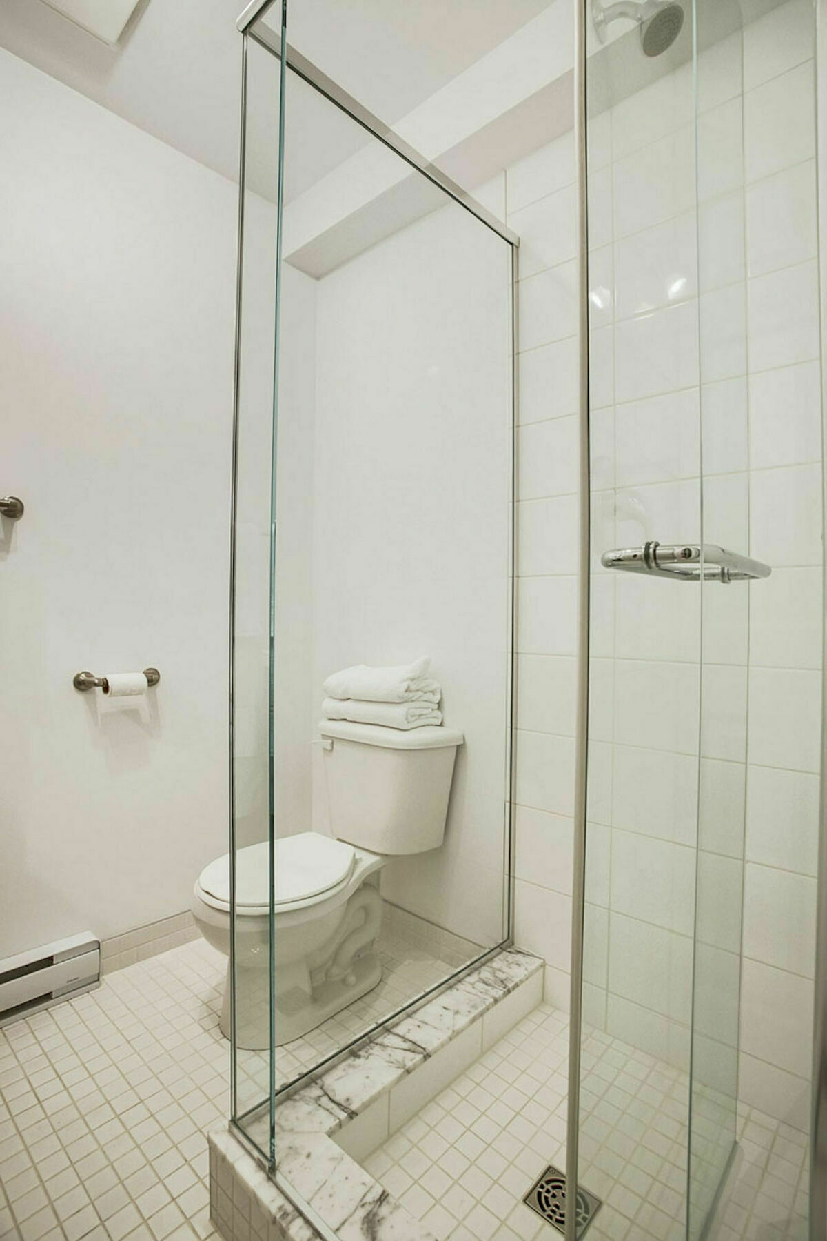 1br In The Village By Sonder Montreal