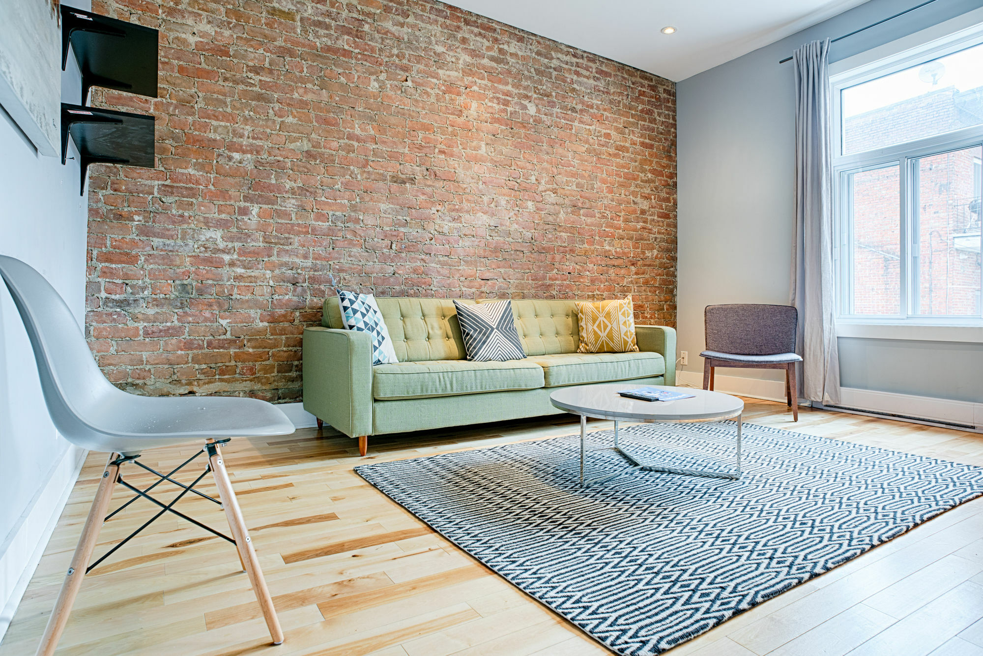Chic 6br In Plateau By Sonder Montreal