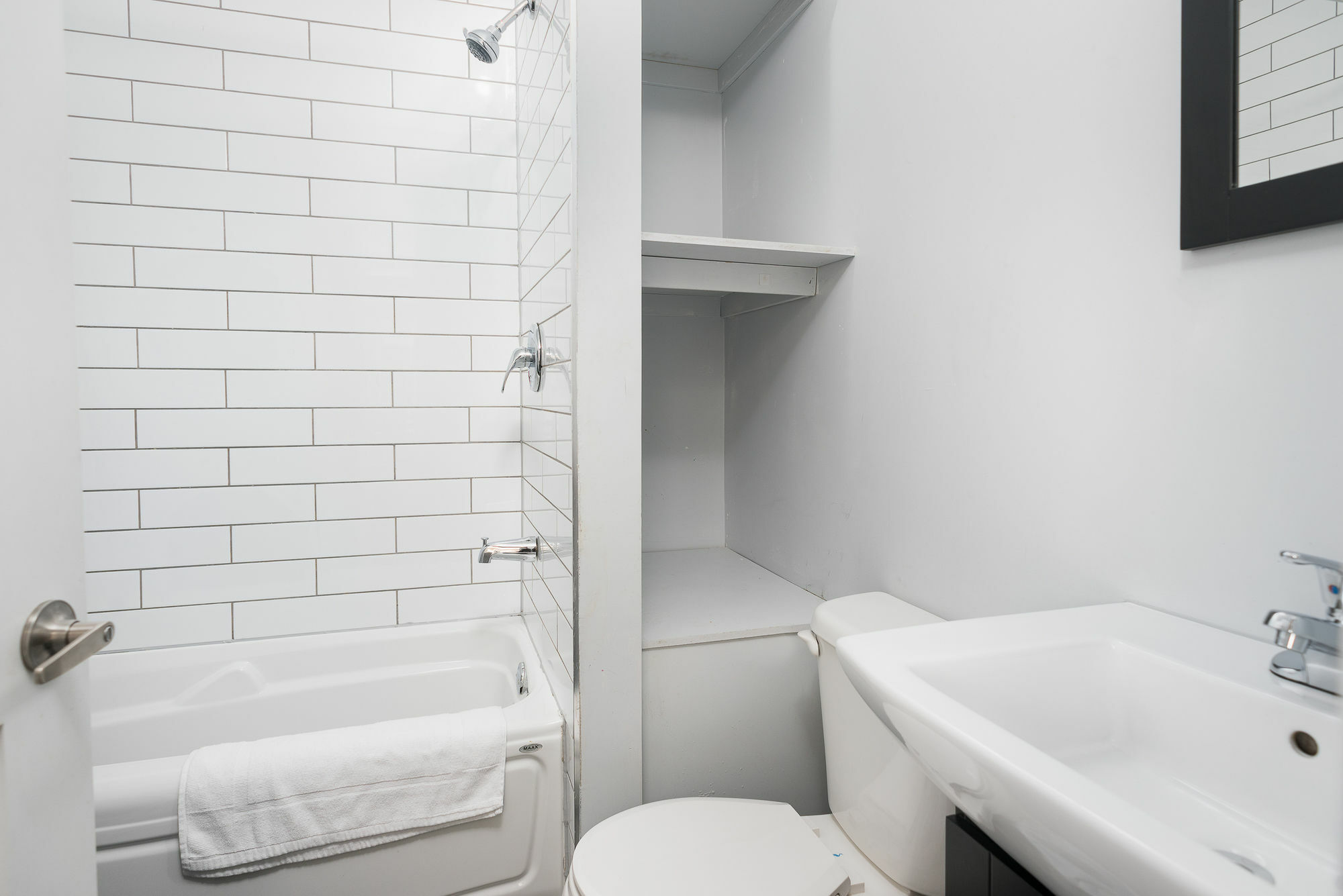 Grand 4br In Plateau By Sonder * Montreal