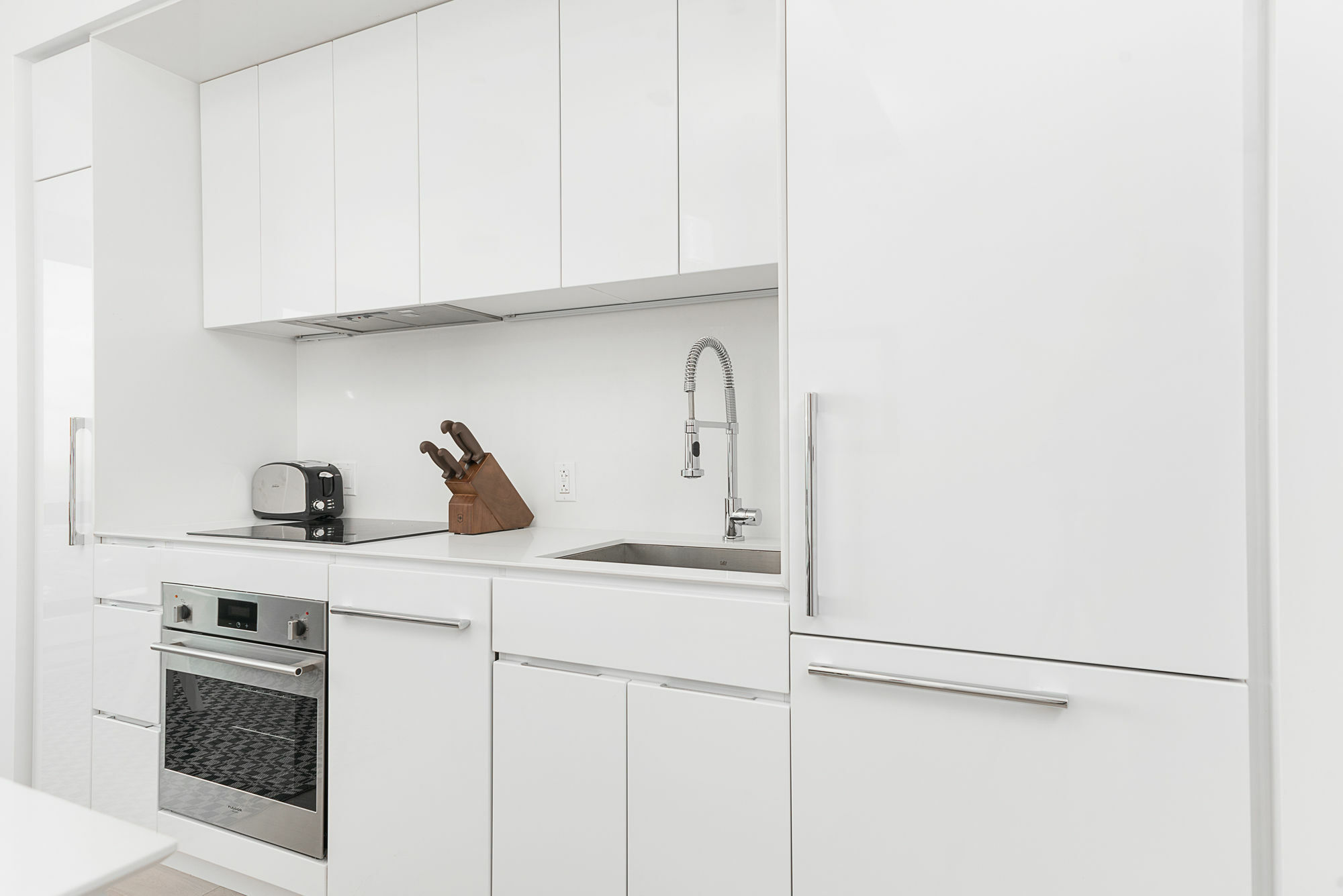 Apartment Lively 1br In Downtown Mtl By Sonder *
