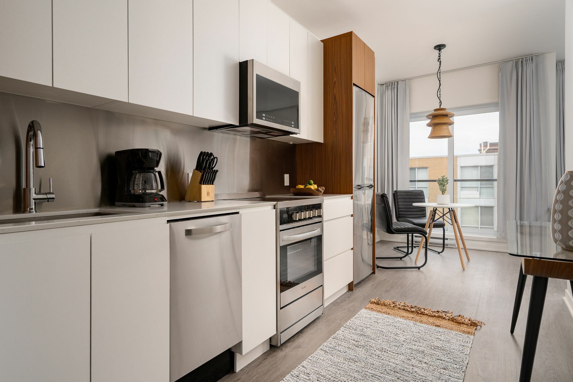 Pristine 1br In Quartier Des Spectacles By Sonder Apartment