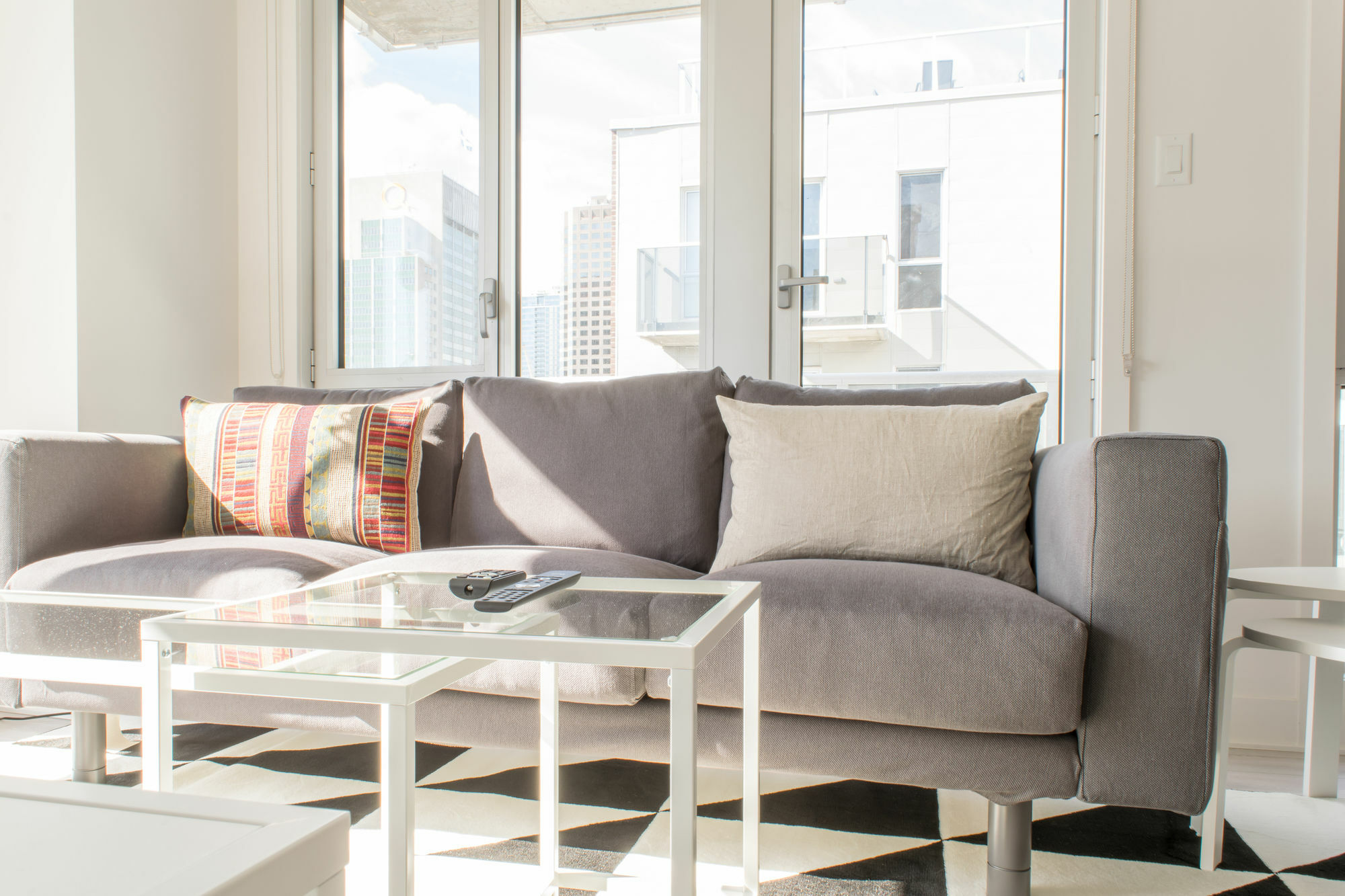 Sunny 2br In Festival Quarter By Sonder Apartment Montreal