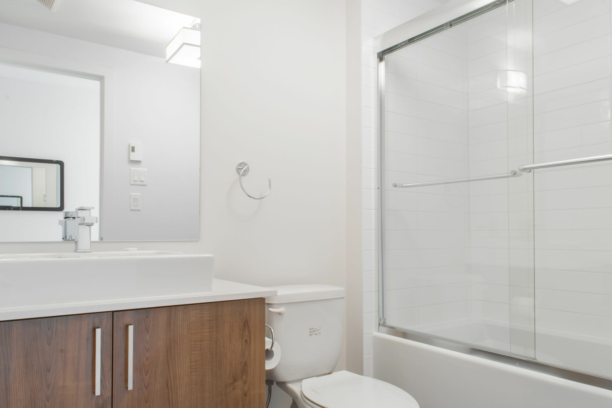 Apartment Sunny 2br In Festival Quarter By Sonder Montreal