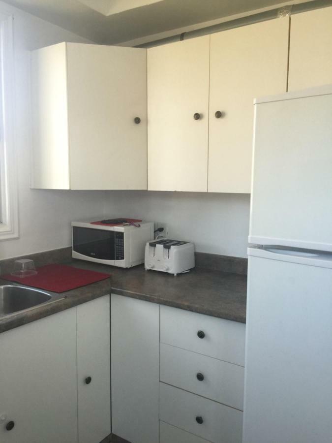 6337 Macdonald Avenue Apartment *
