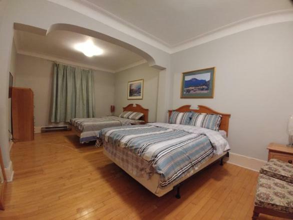 Promenade Jarry Guest house Montreal