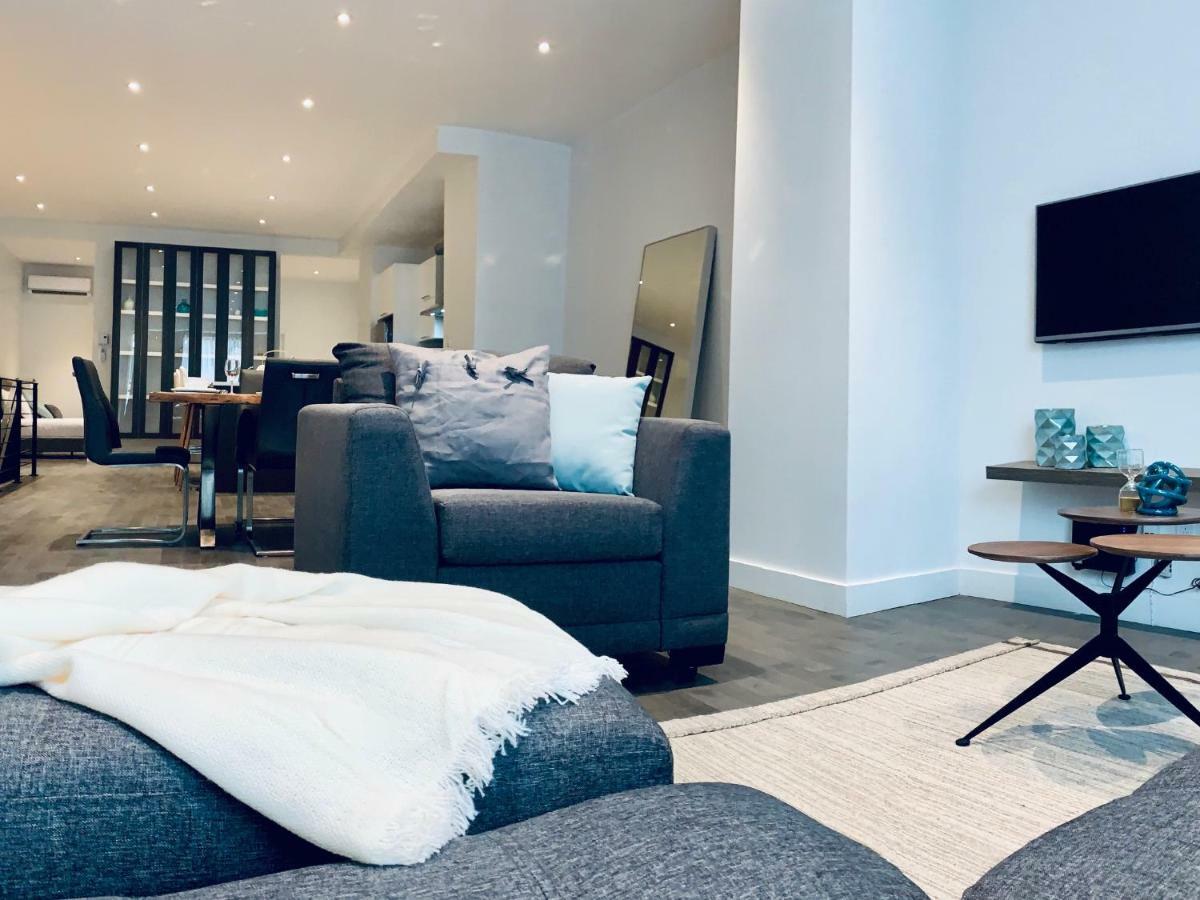 Apartment Sunny Fully Renovated In Saint Denis St *