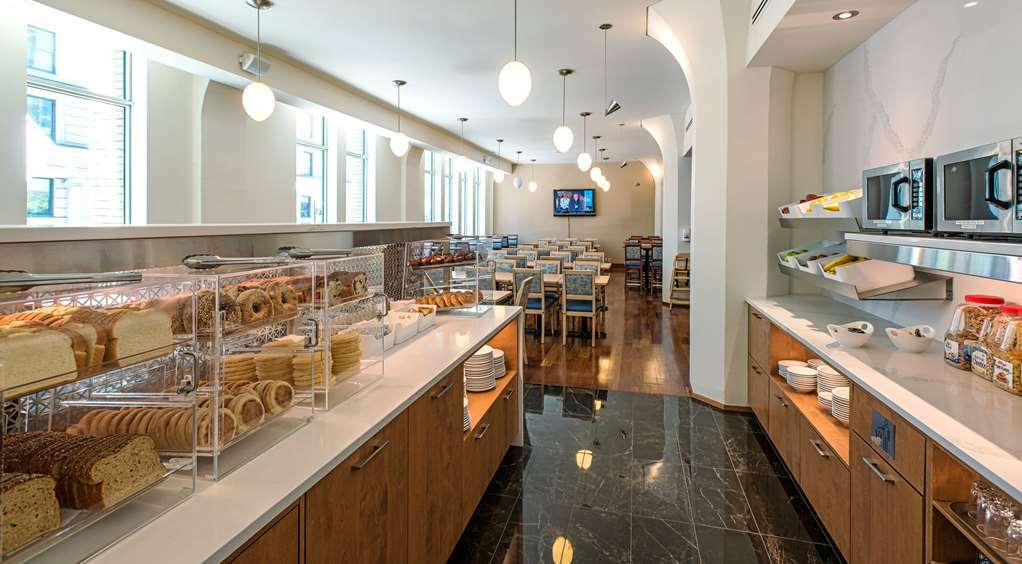 Hotel Le Square Phillips & 4*
